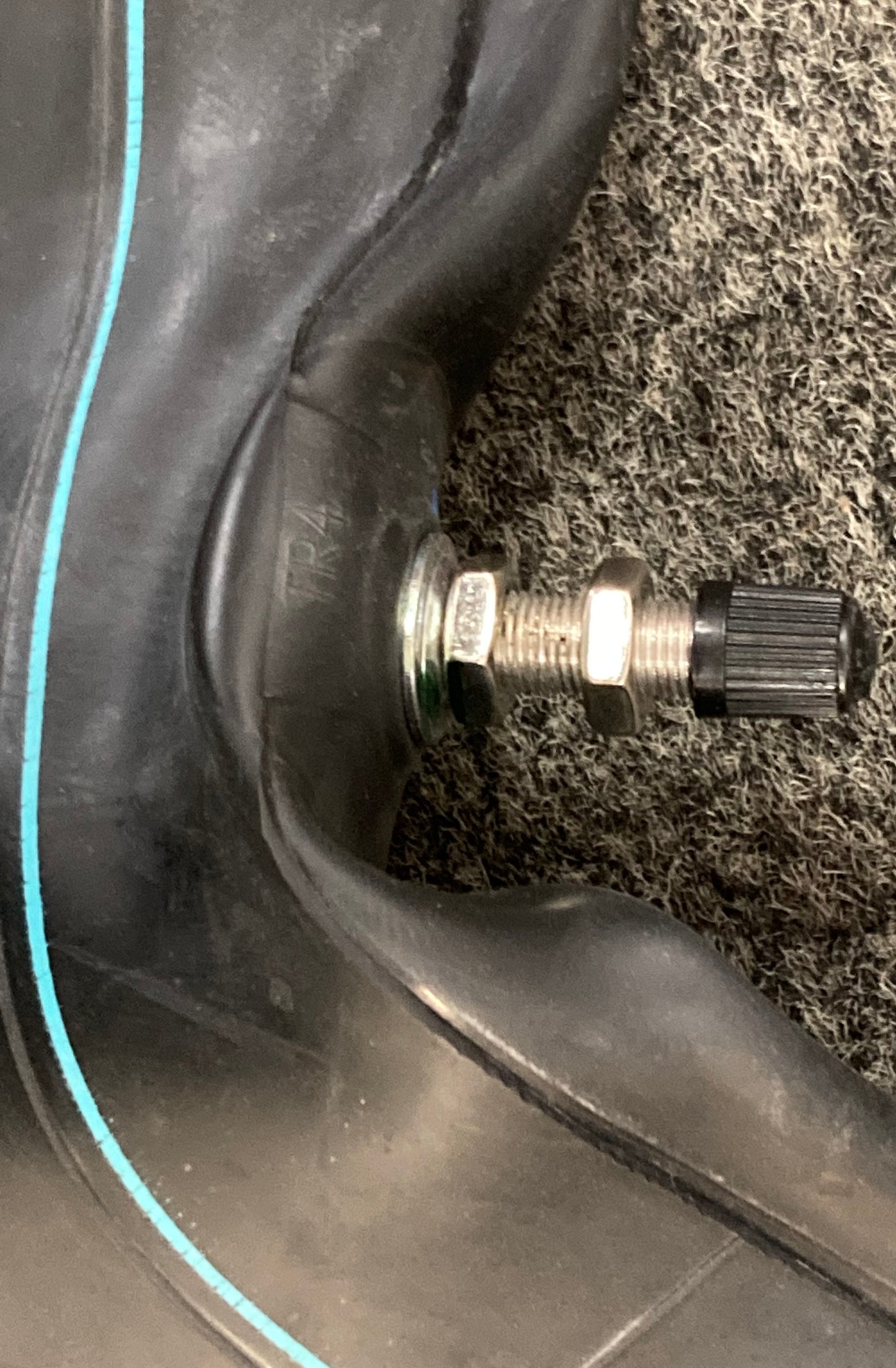 New Genuine IRC IRC-85 4.00-16BP