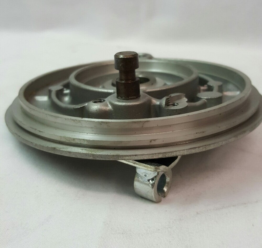 NEW GENUINE YAMAHA 1MT-25150-00 Brake Plate Assembly 2 1986-1987 MOTO-4