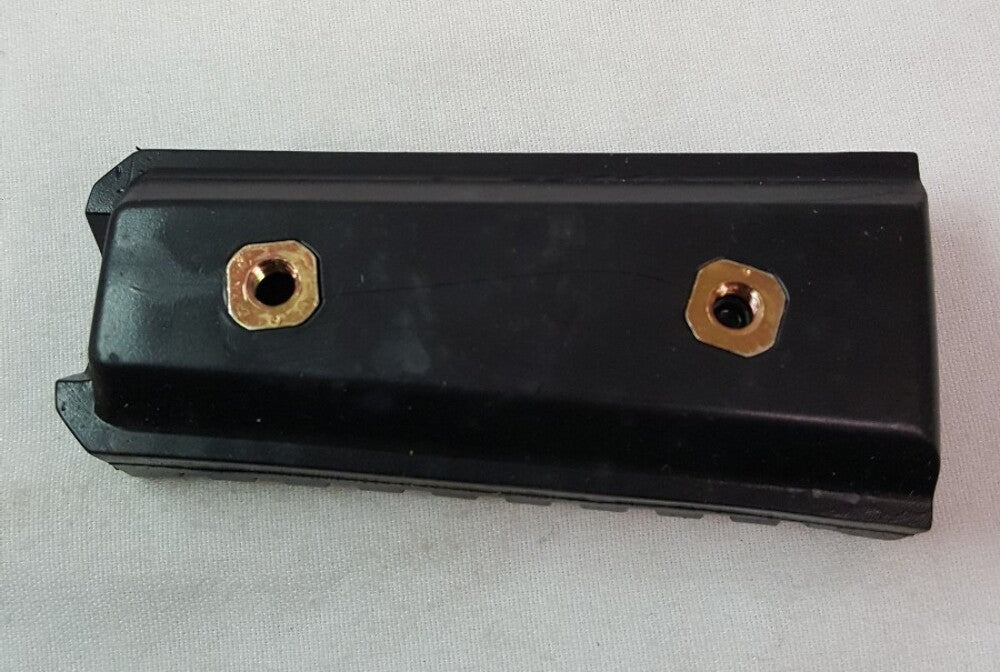 NEW GENUINE KAWASAKI 34028-1060 STEP, RR, RUBBER ZX1100 ZX550 ZX750 Ninja ZX900