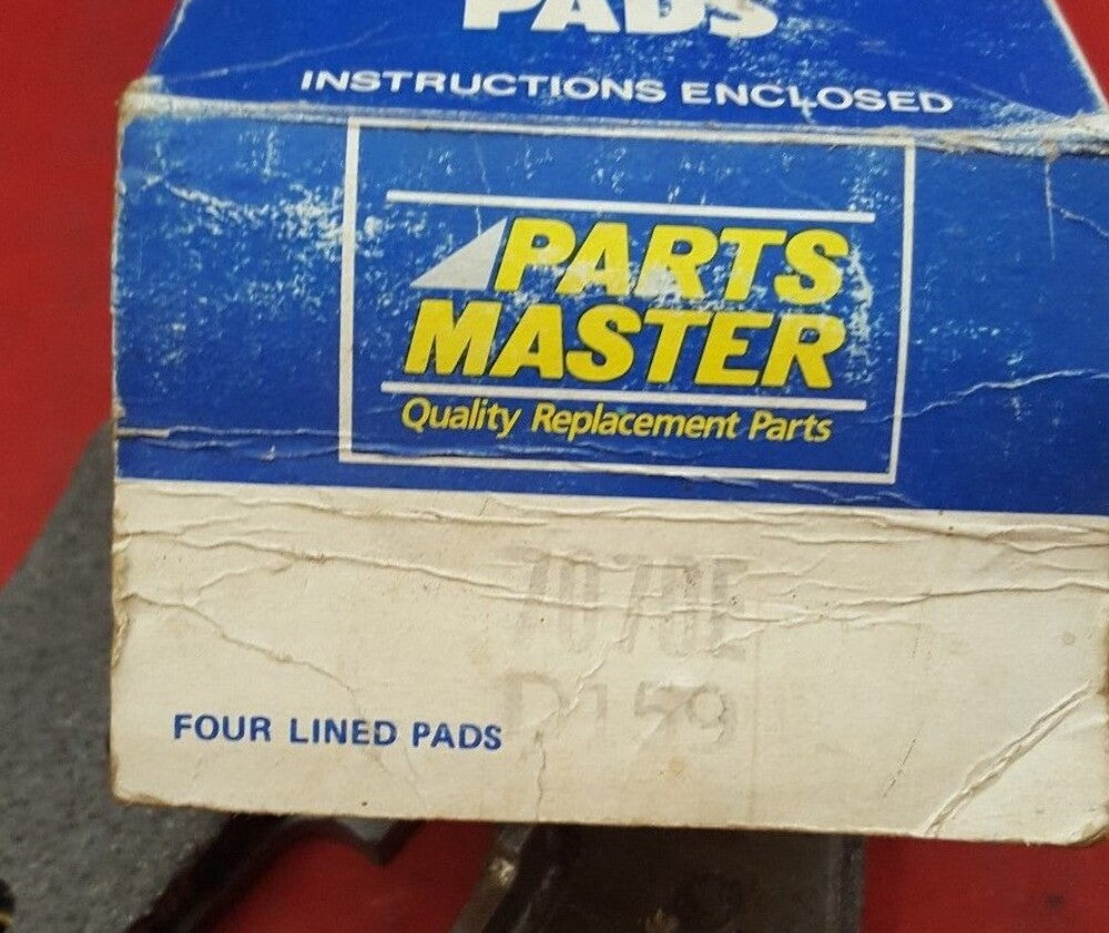 NOS Parts Master 7070E Semi- Metallic Disc Brake Pads D159