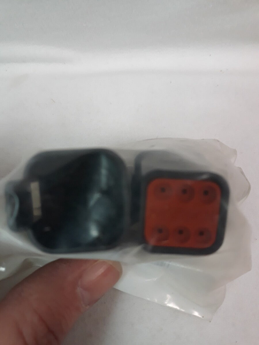 NEW HARLEY DAVIDSON 6-Pin Sealed Pin Housing Black / 72106-94BK