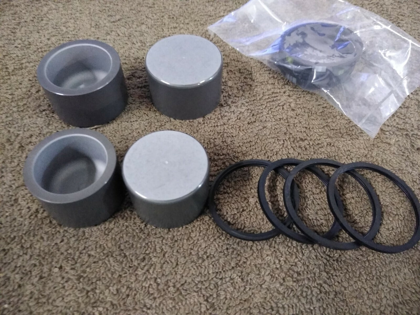 NEW BMW / SET: REPAIR BRAKE CALIPER / D=32/36MM / 34117721664