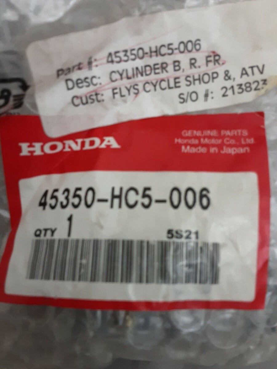 NEW GENUINE HONDA 45350-HC5-006 CYLINDER ASSY. B, R. FR. WHEEL TRX300