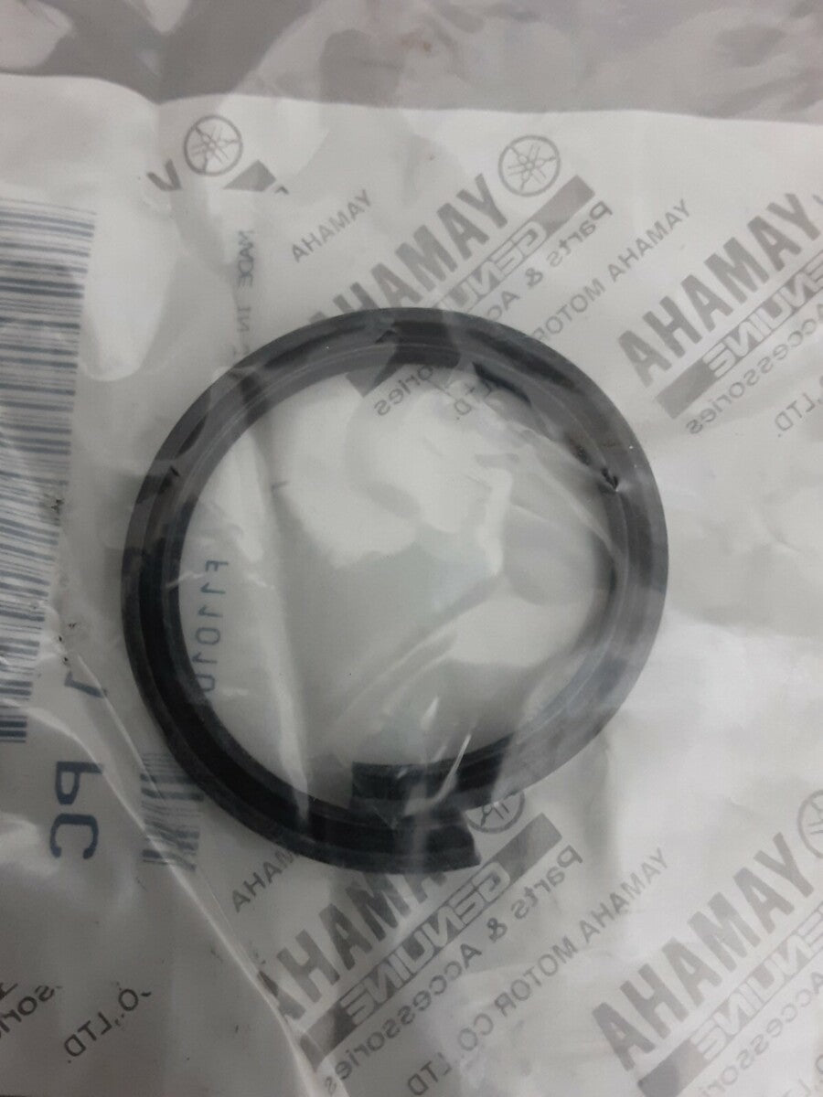 NEW GENUINE YAMAHA 93112-31011 OIL SEAL (1UY) Banshee YFZ350 YFM350 CHAMP YFM100
