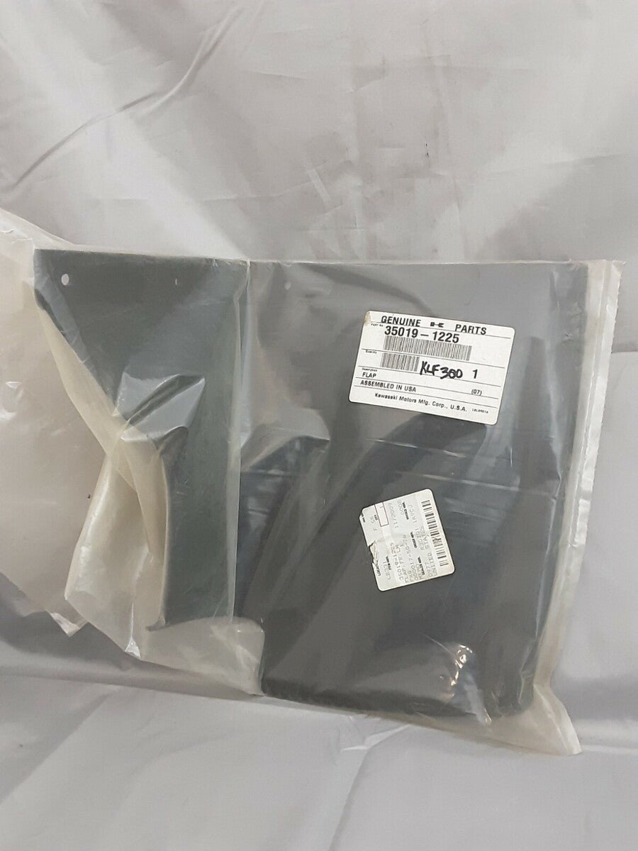 NEW KAWASAKI 35019-1225 FLAP, FR, LH Bayou KLF300 1986-04