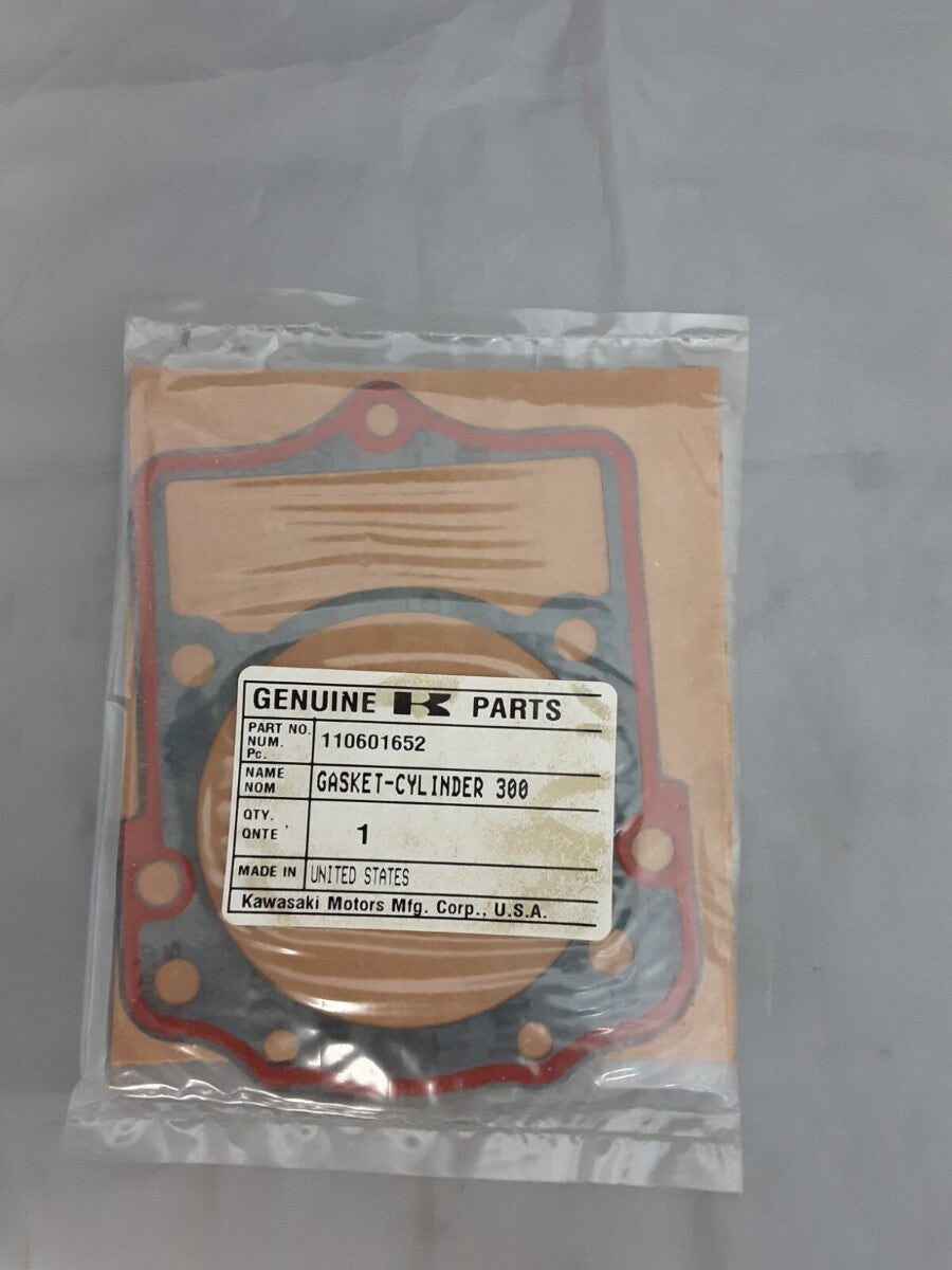NEW GENUINE KAWASAKI 110601652 GASKET CYLINDER BASE Bayou KLF300 1986-2005