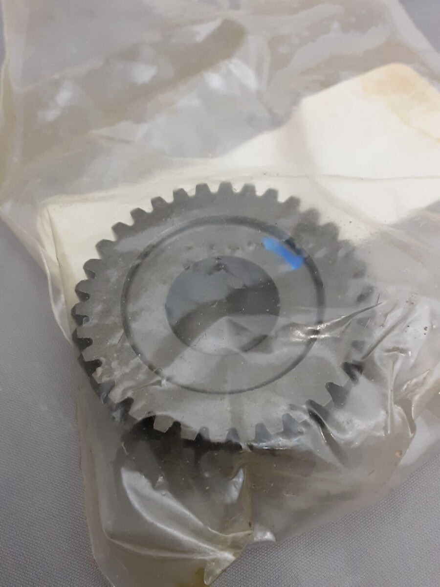 NEW GENUINE YAMAHA 4KB-15512-00 GEAR, IDLER Wolverine YFM350 Kodiak YFM400 95-12