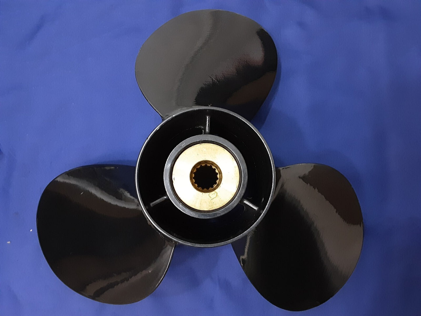 NEW Michigan Wheel Twister 231017 Aluminum Boat Propeller 15X17 RH 3 BLD