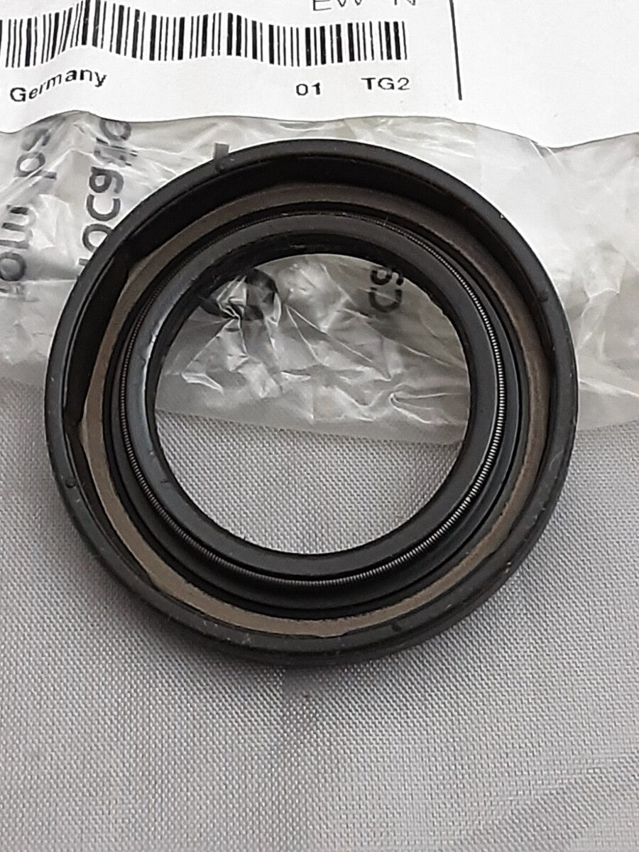 NEW GENUINE BMW 23128520546 Shaft seal R1200 R1250 2013-2022