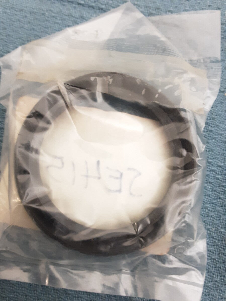 NEW GENUINE SUZUKI 61616-31G00 SEAL, REAR HUB OUTER DUST KingQuad LT-A700 2005