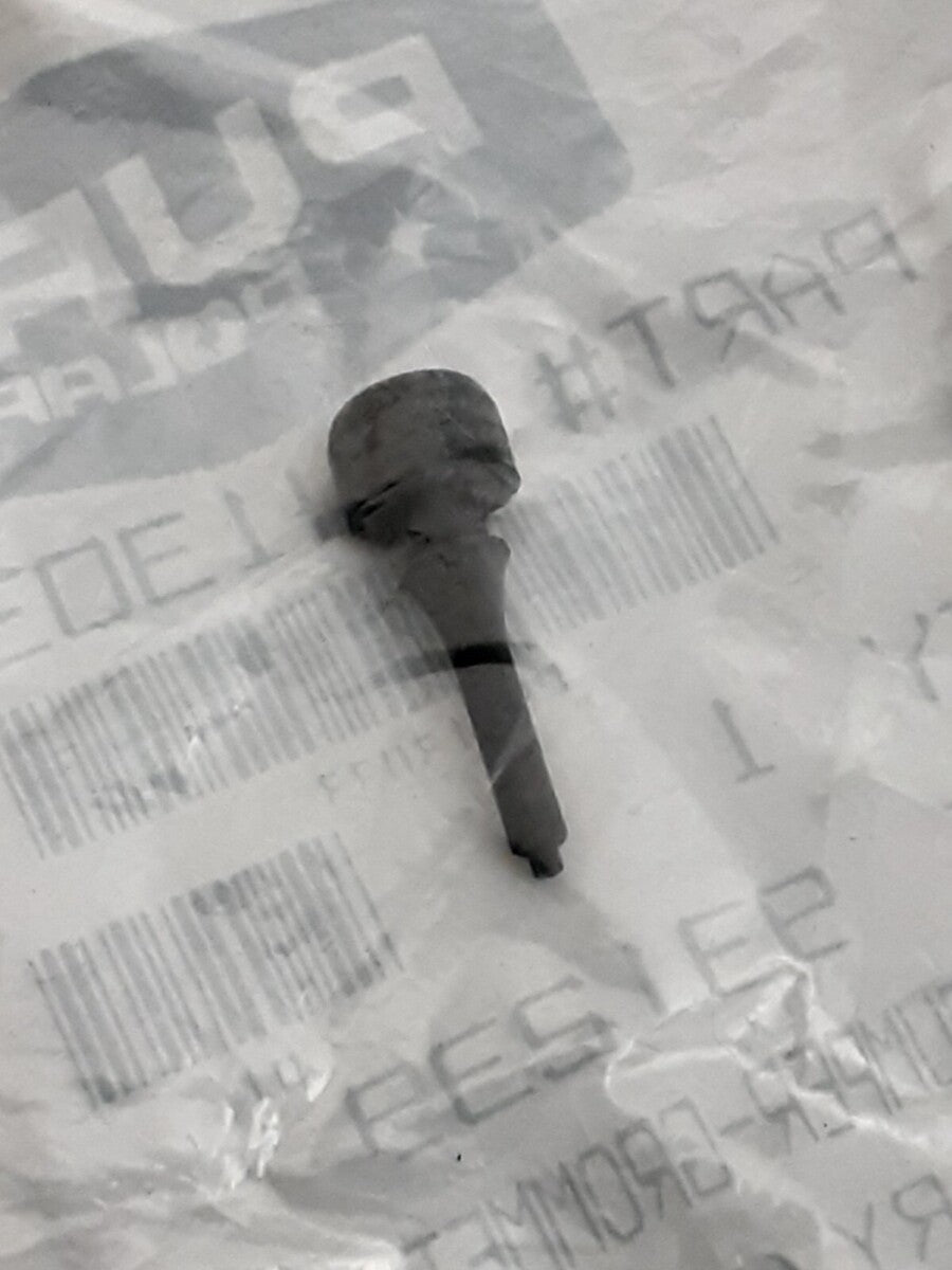 NEW GENUINE VICTORY 5413033 BUMPER-GROMMET,7MM DIA VISION ALL OPTIONS 08-04