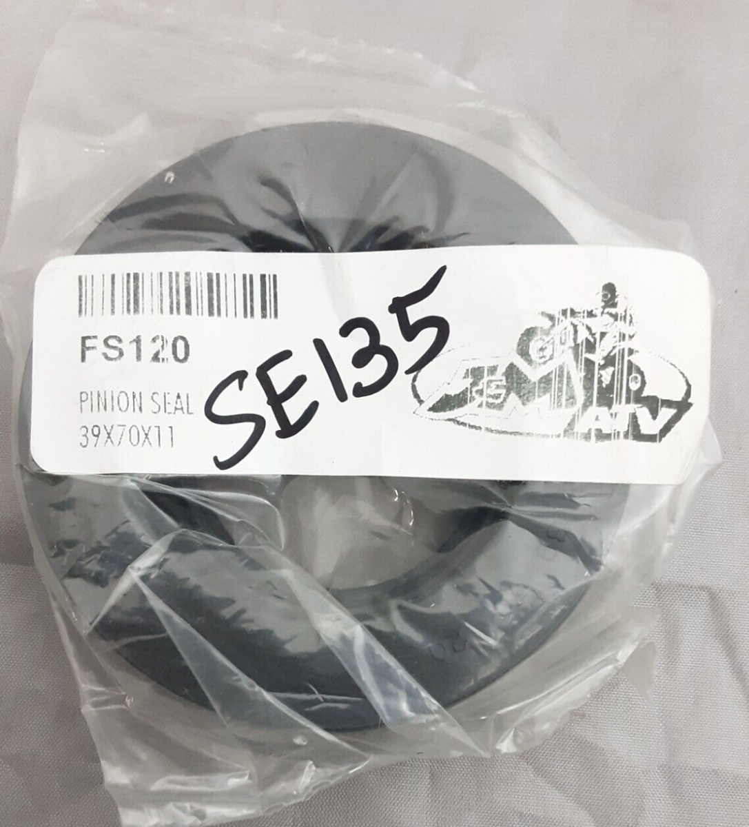 NEW GENUINE J&M FS120 REAR PINION SEAL (39x70x11) TRX400 TRX450 (SE135)