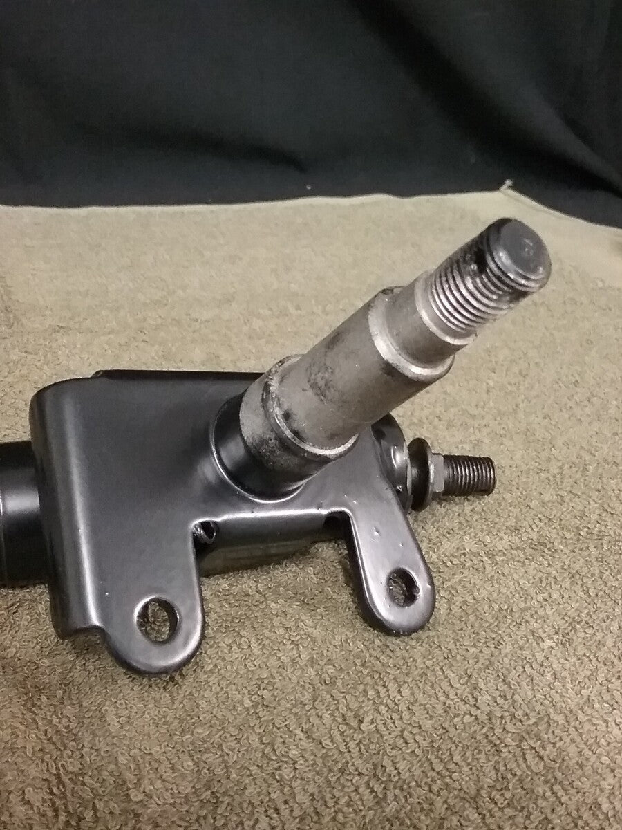NEW ACE 536-1003 RIGHT STRUT / SPINDLE W/ FENDER BRACKET MAXXAM 150 go kart