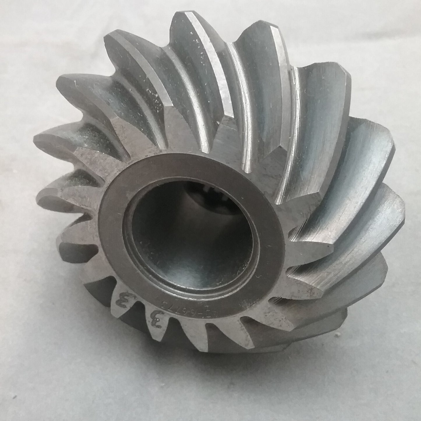 NEW QUICKSILVER 43-66773A2 GEAR ASSEMBLY MERCRUISER STERNDRIVE 233 225-S