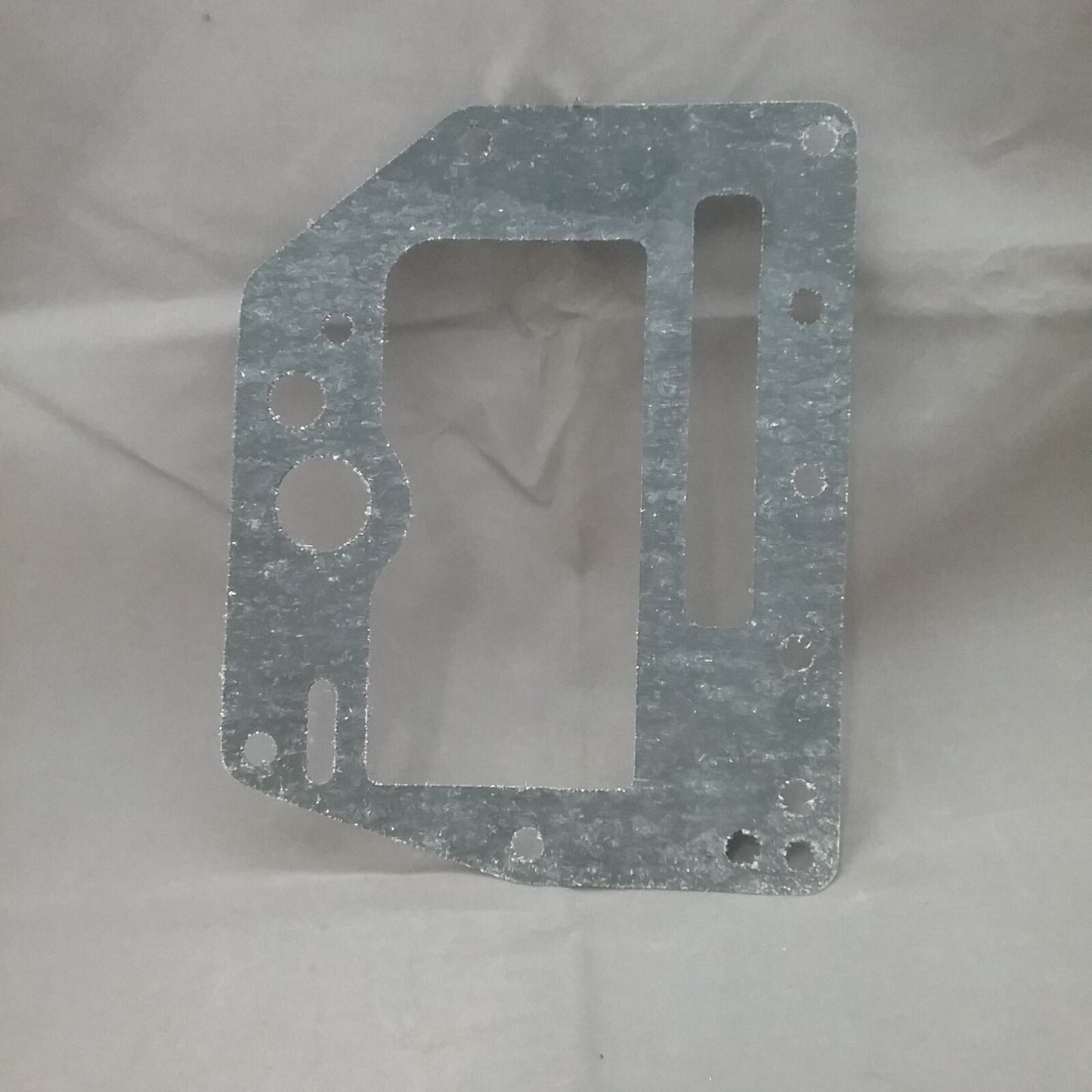 NEW GENUINE MERCURY 27-28090 GASKET MERCURY 20 200HP MANIFOLD GASKET