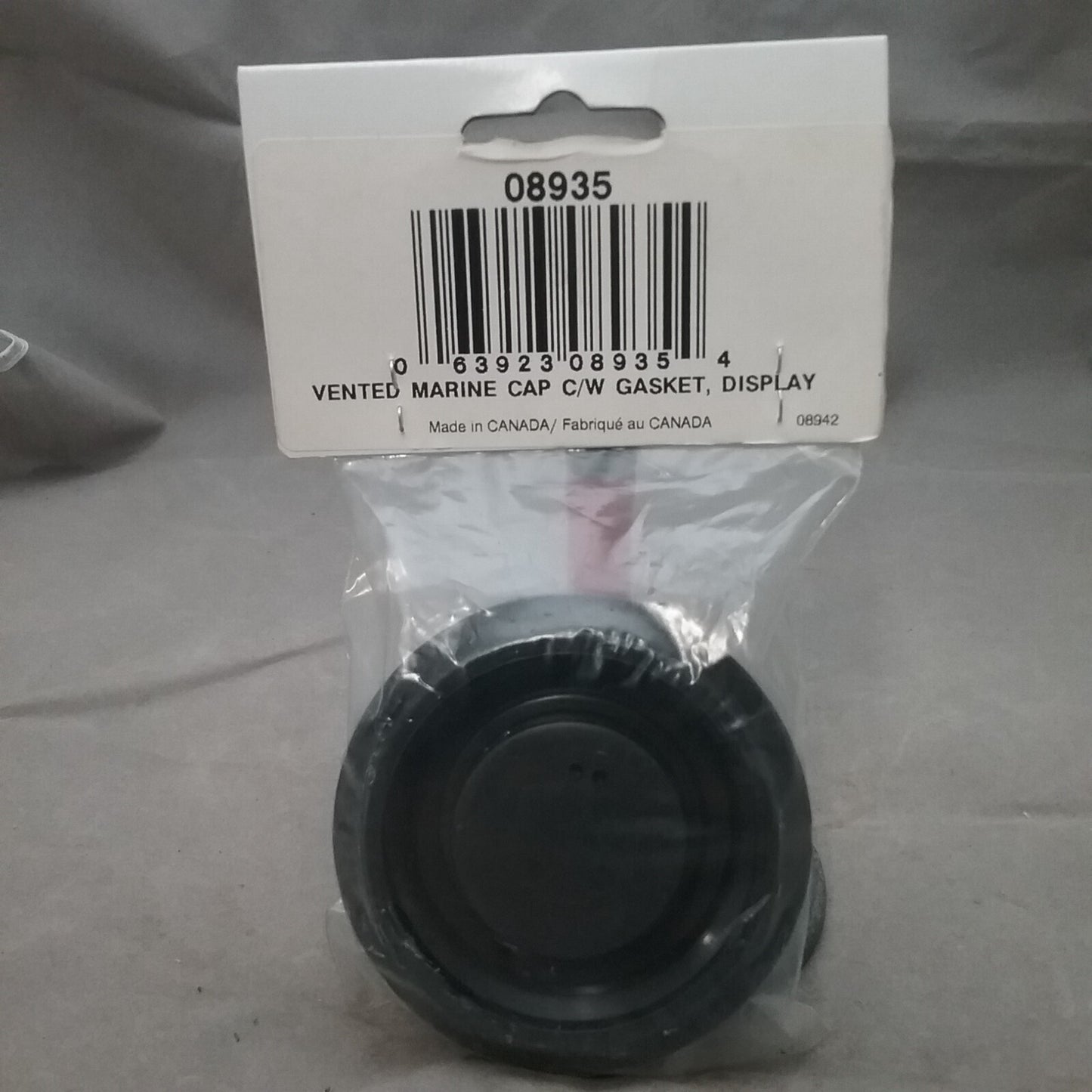 NEW SCEPTER 08935 VENTED FUEL CAP BLACK MERCURY 6.6 GALLON TANKS