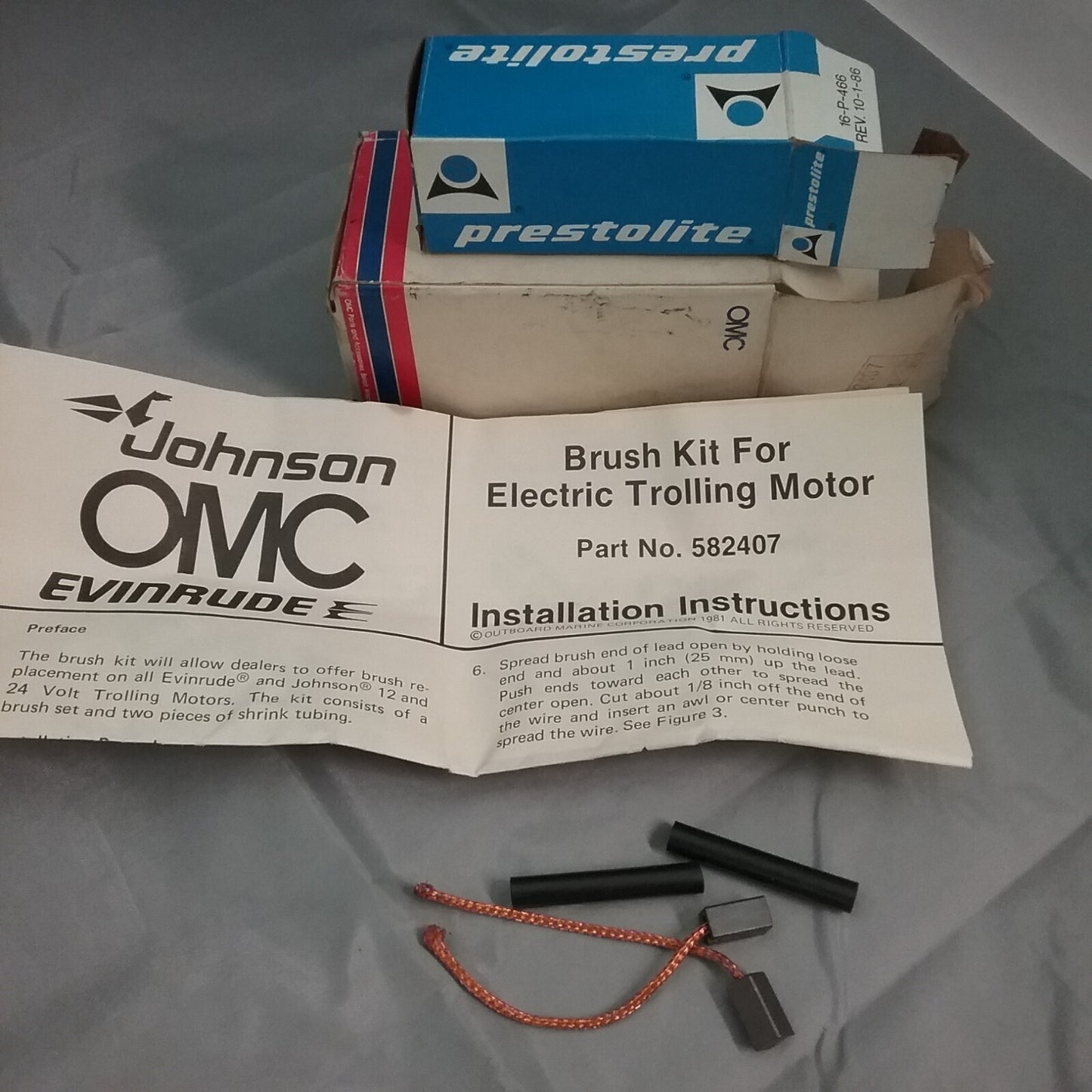 NEW Evinrude Johnson OMC 582407 STARTER BRUSH SET AY VINTGE