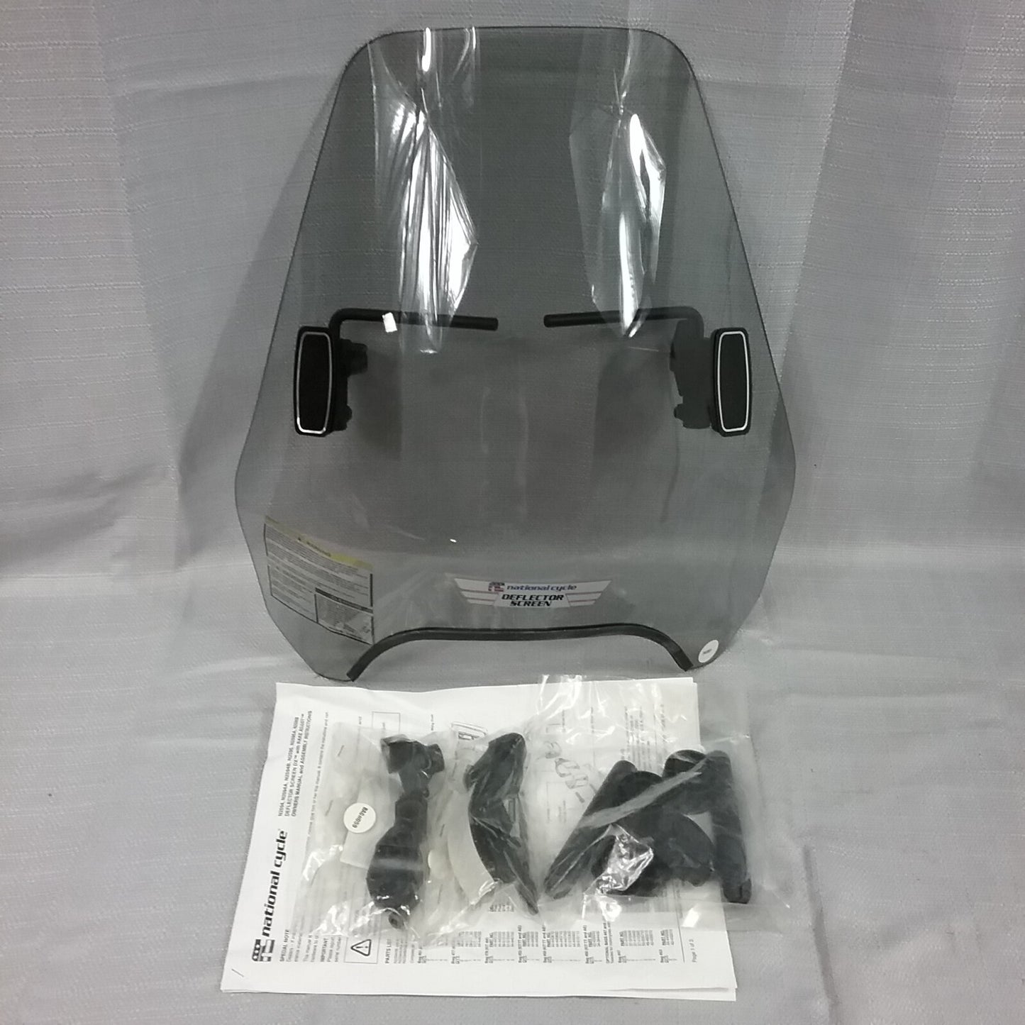 NEW NATIONAL CYCLE N2595-01 DEFLECTOR SCREEN DX TINTED HIGH TYPE 7/8" CLAMPS