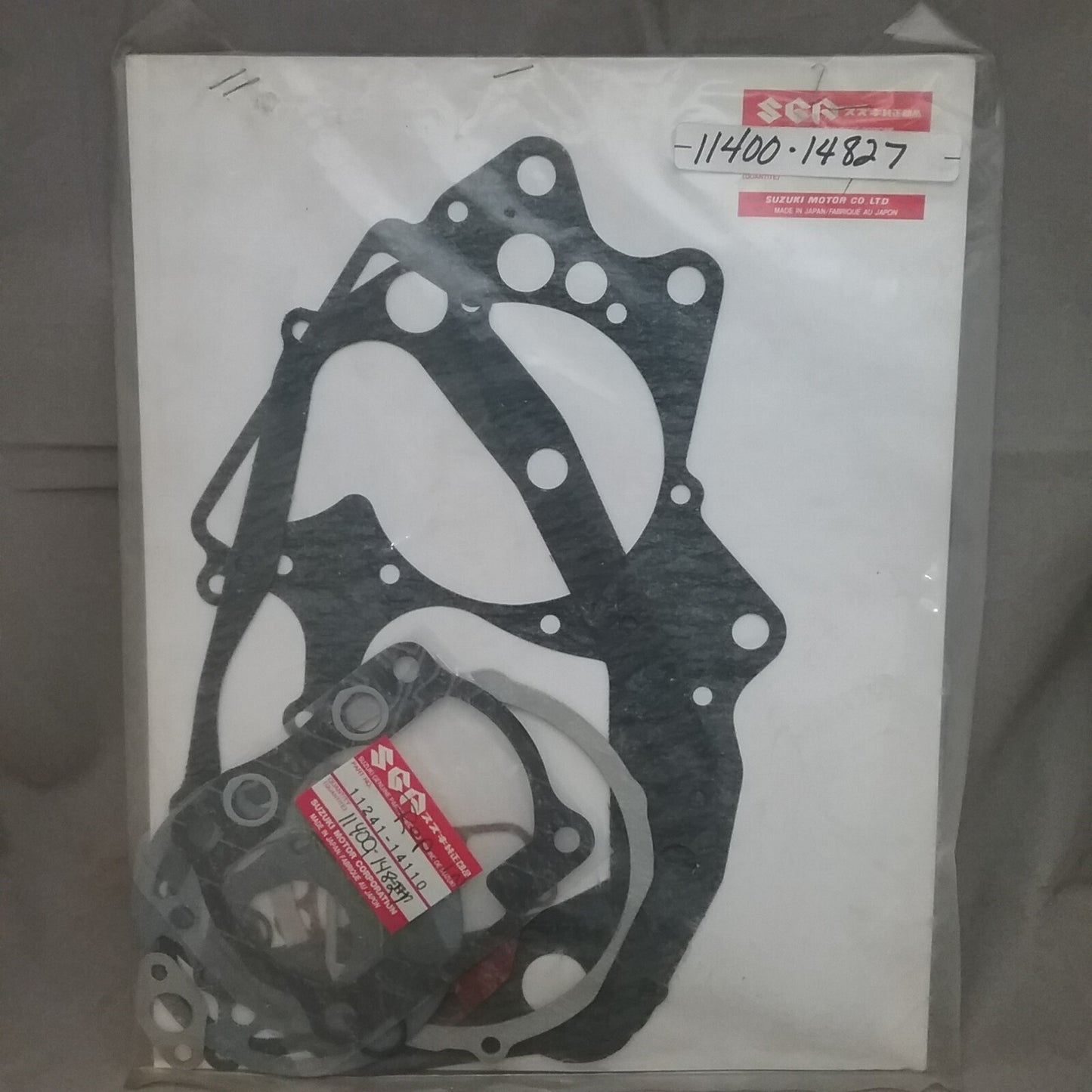 NEW SUZUKI 11400-14827 GASKET SET 1981-1982 REPLACES 11400-14821