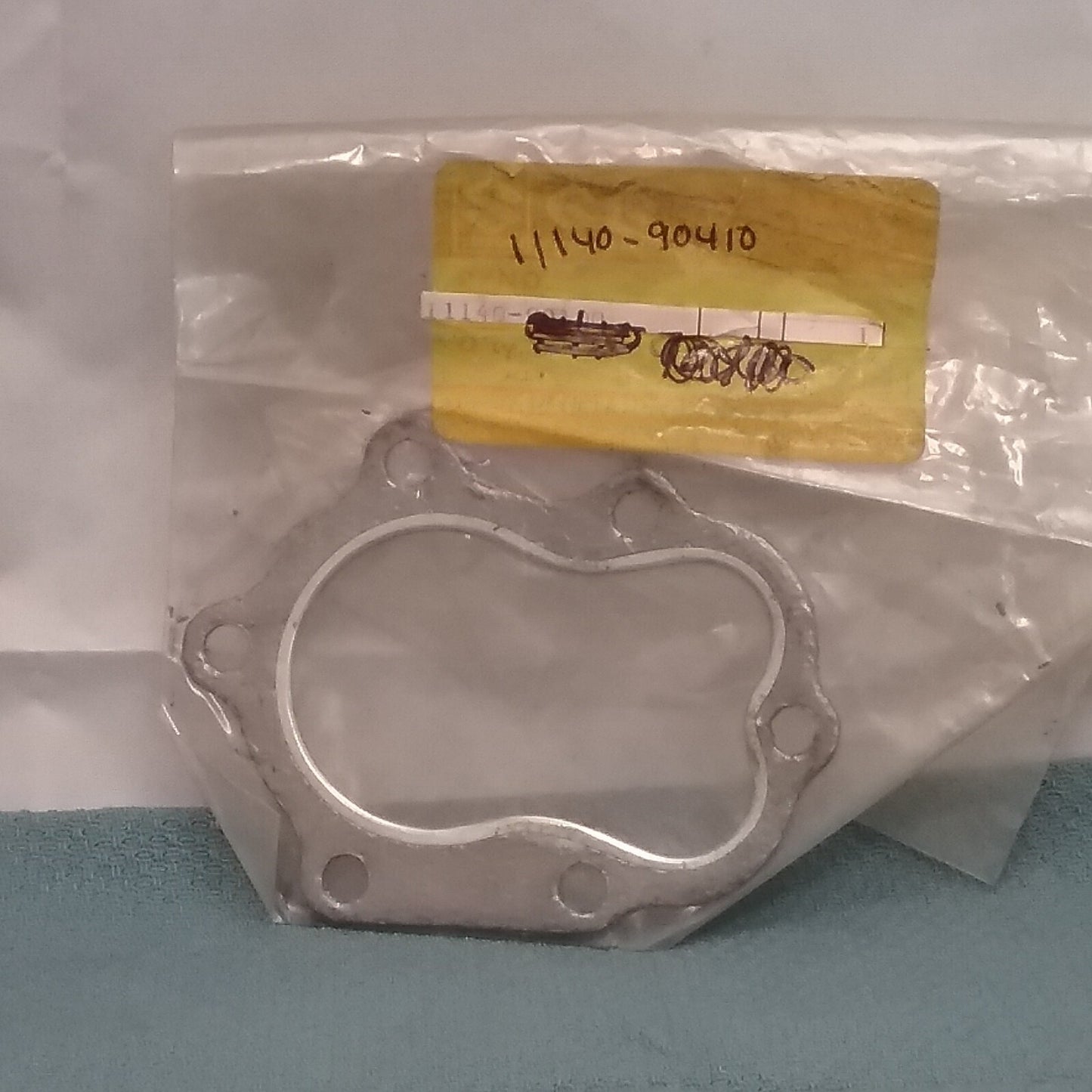 NEW GENUINE SUZUKI 11140-90410 GASKET