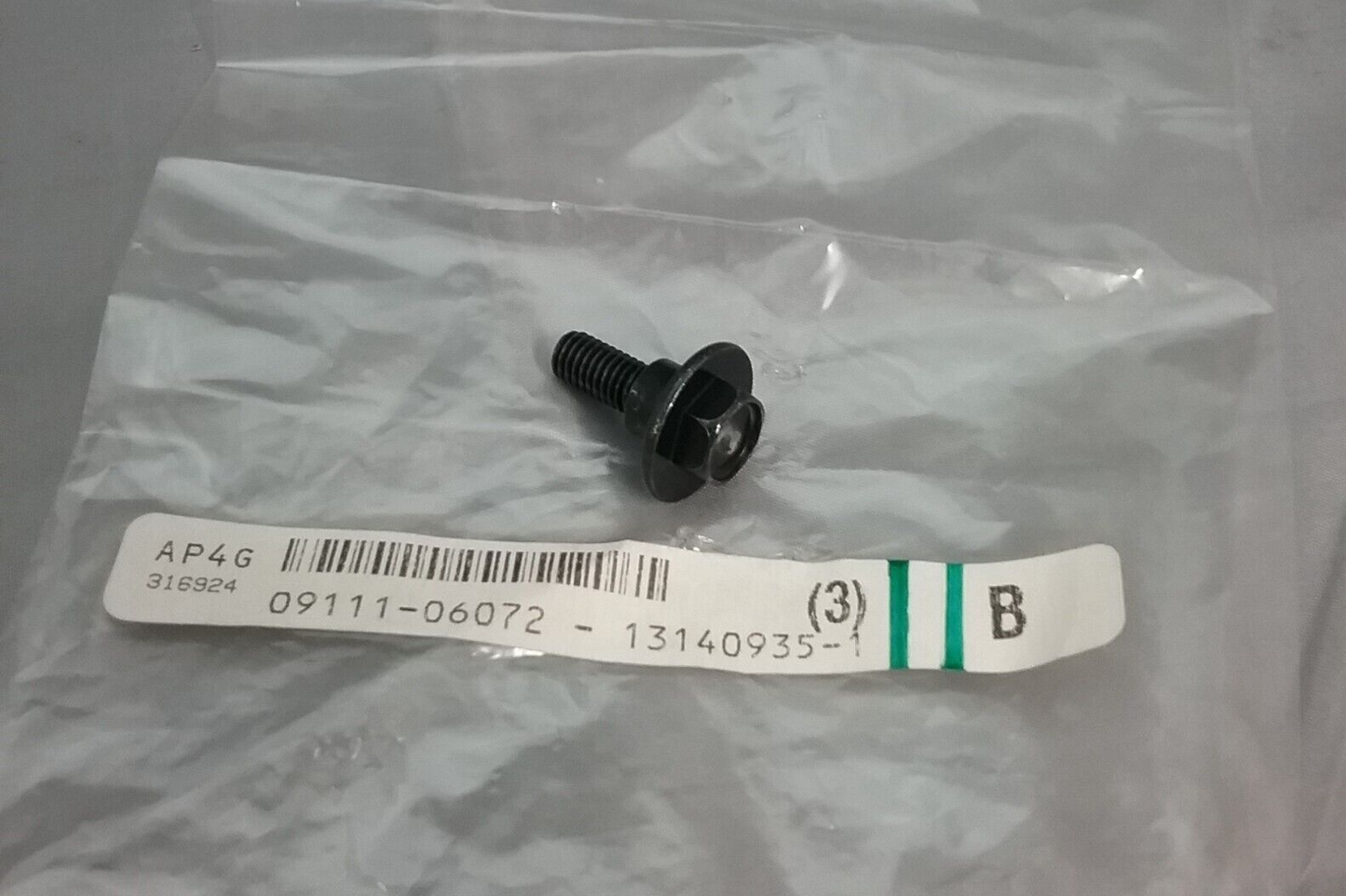 NEW SUZUKI 09111-06072 FRAME BOLT, PROTECTOR DR-Z400