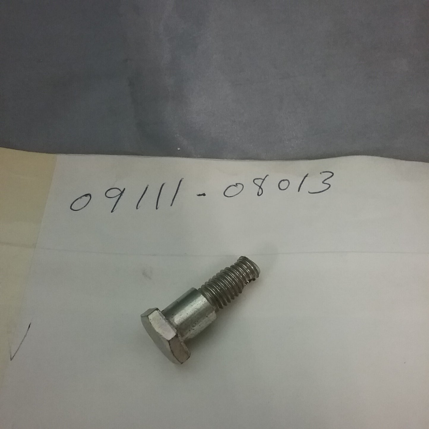 NEW SUZUKI 09111-08013 REAR SWINGING ARM BOLT, REAR BRAKE PANEL 8X26.5 TS125