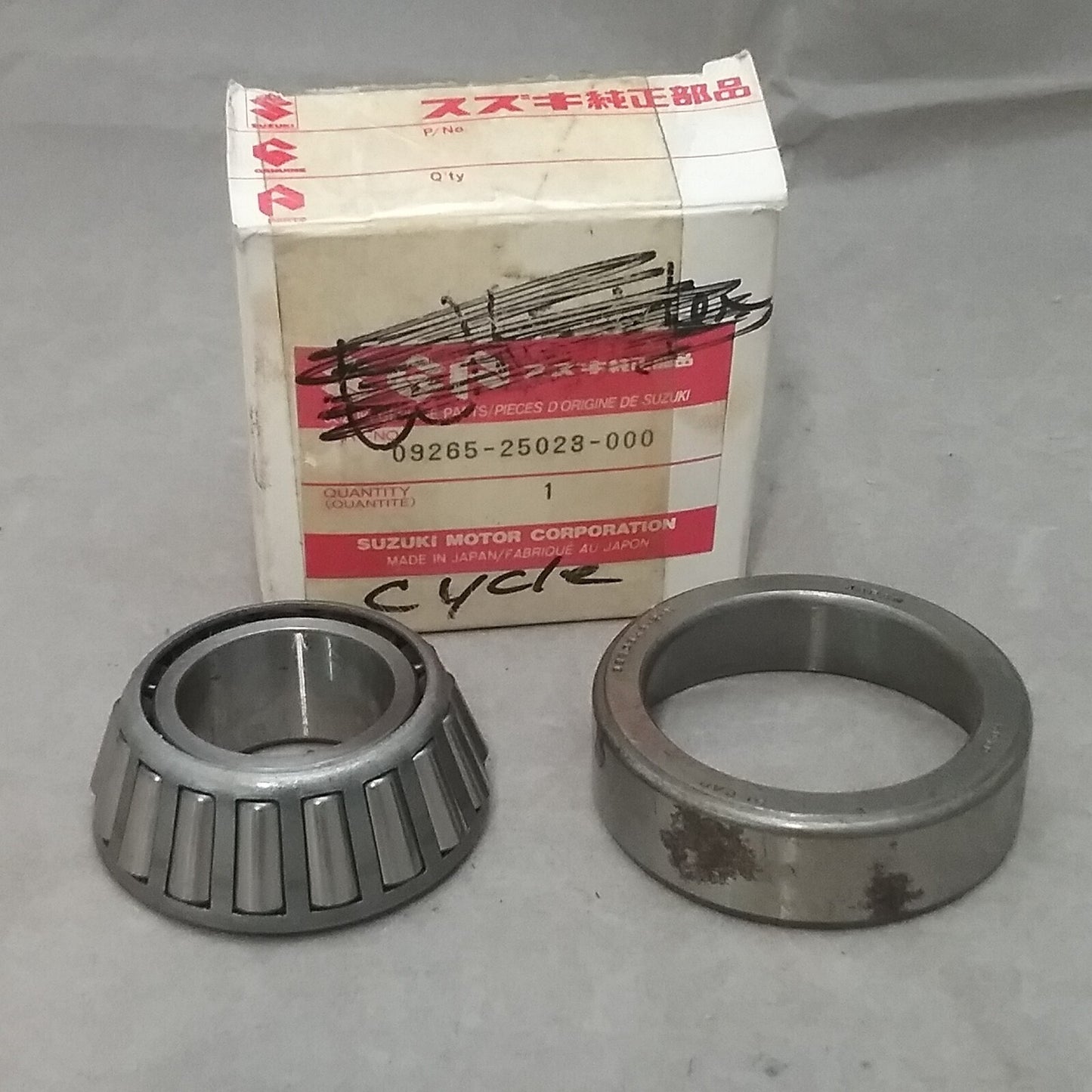 NEW GENUINE SUZUKI 09265-25023 BEARING
