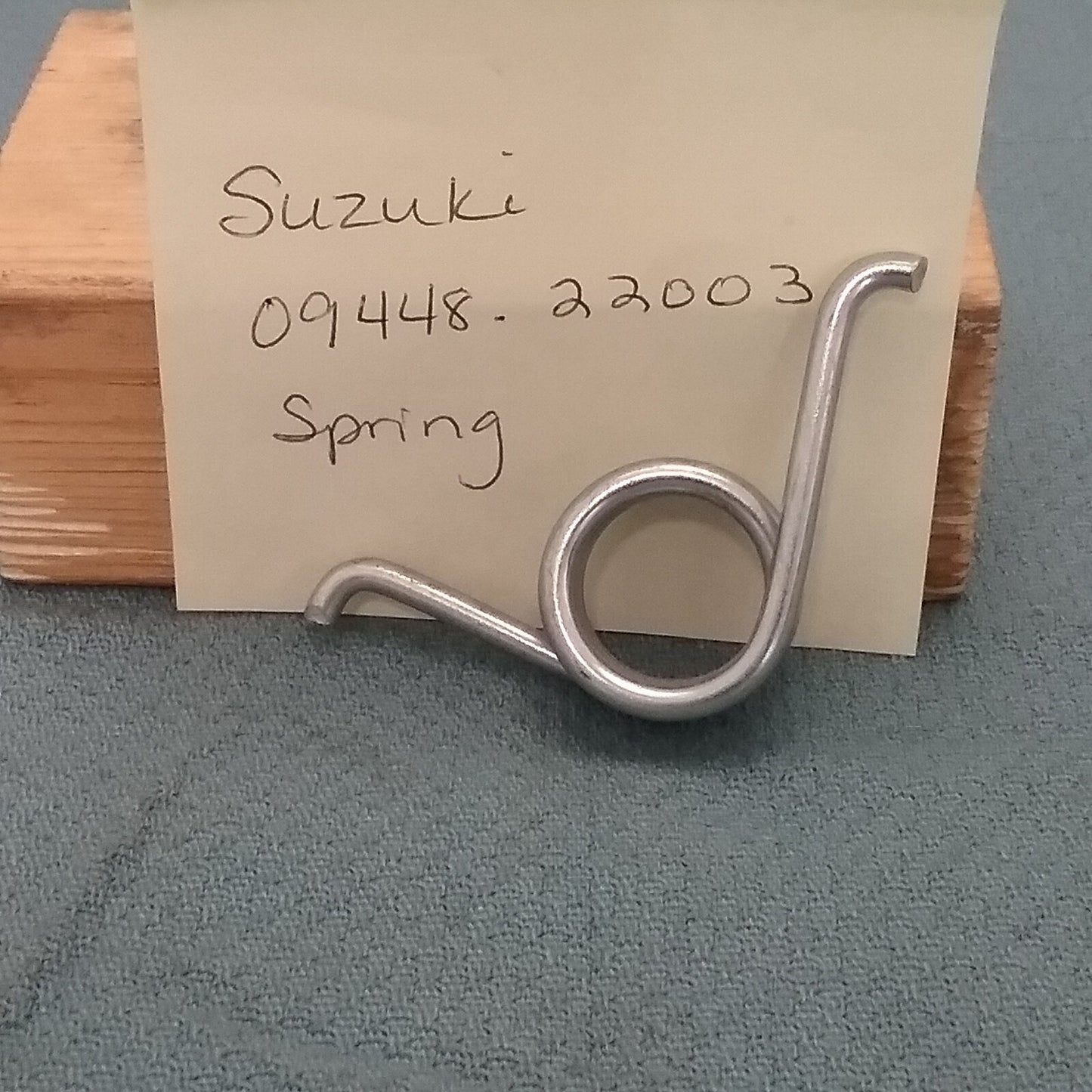 NEW REPLACES SUZUKI 09448-22003 SPRING REAR SWINGING ARM RM80 1977-1983