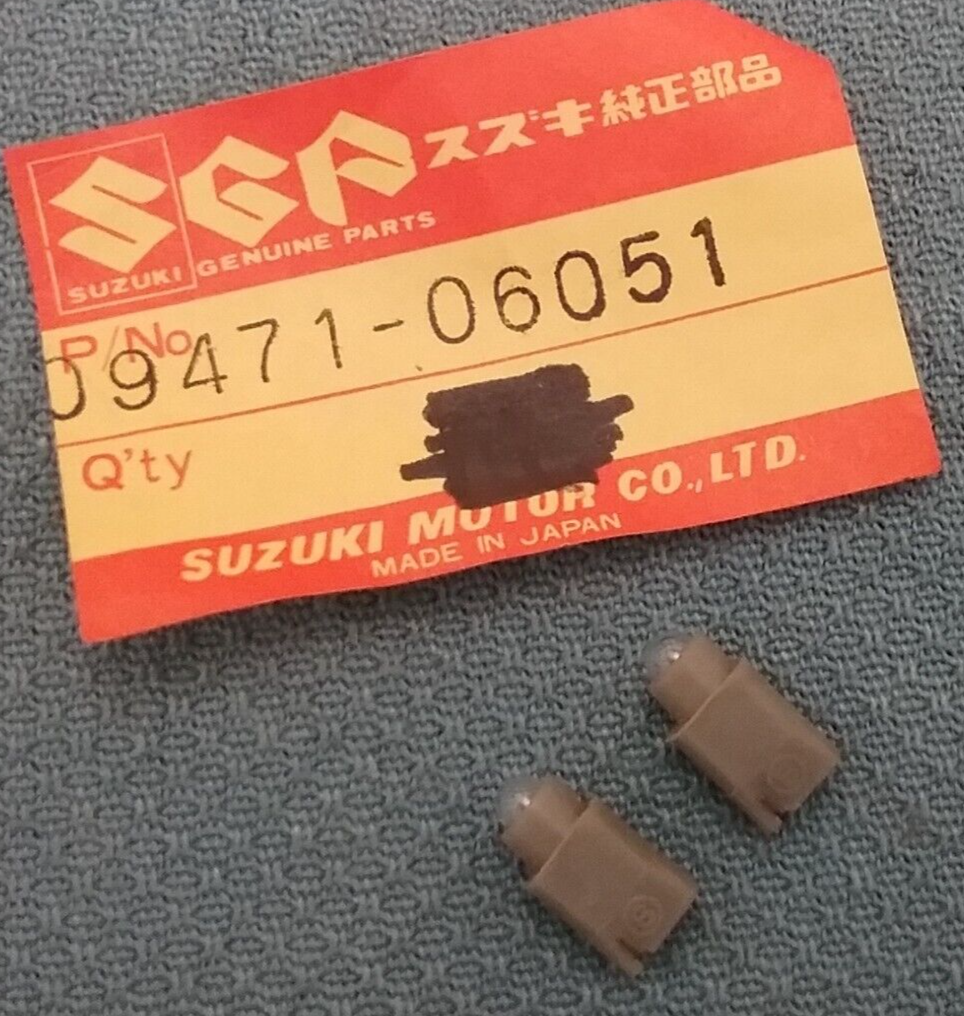 QTY 2 NEW GENIUNE SUZUKI 09471-06051 SPEEDOMETER BULB GN400 T, XT, XX, TX