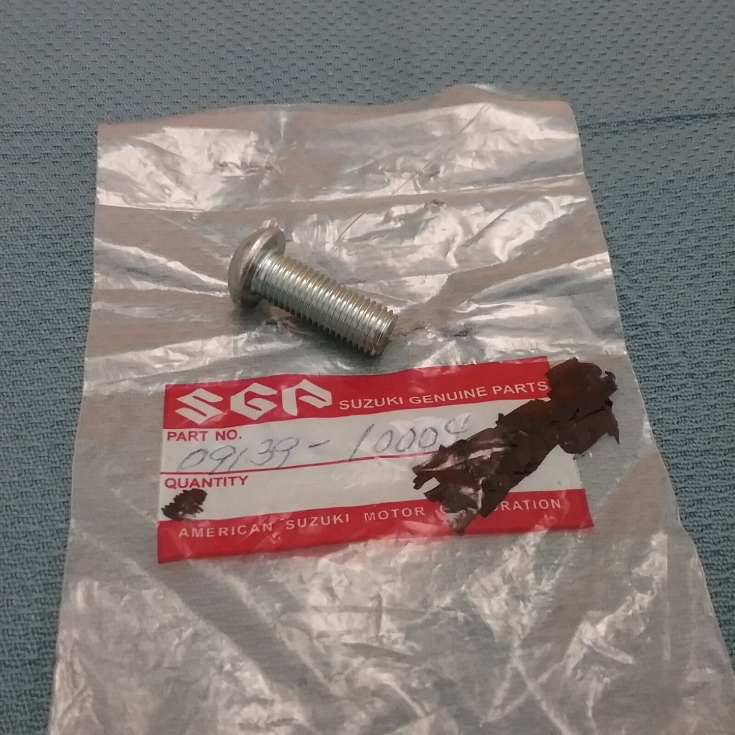 NEW SUZUKI 09139-10004 FOOTREST BOLT 1988-2015