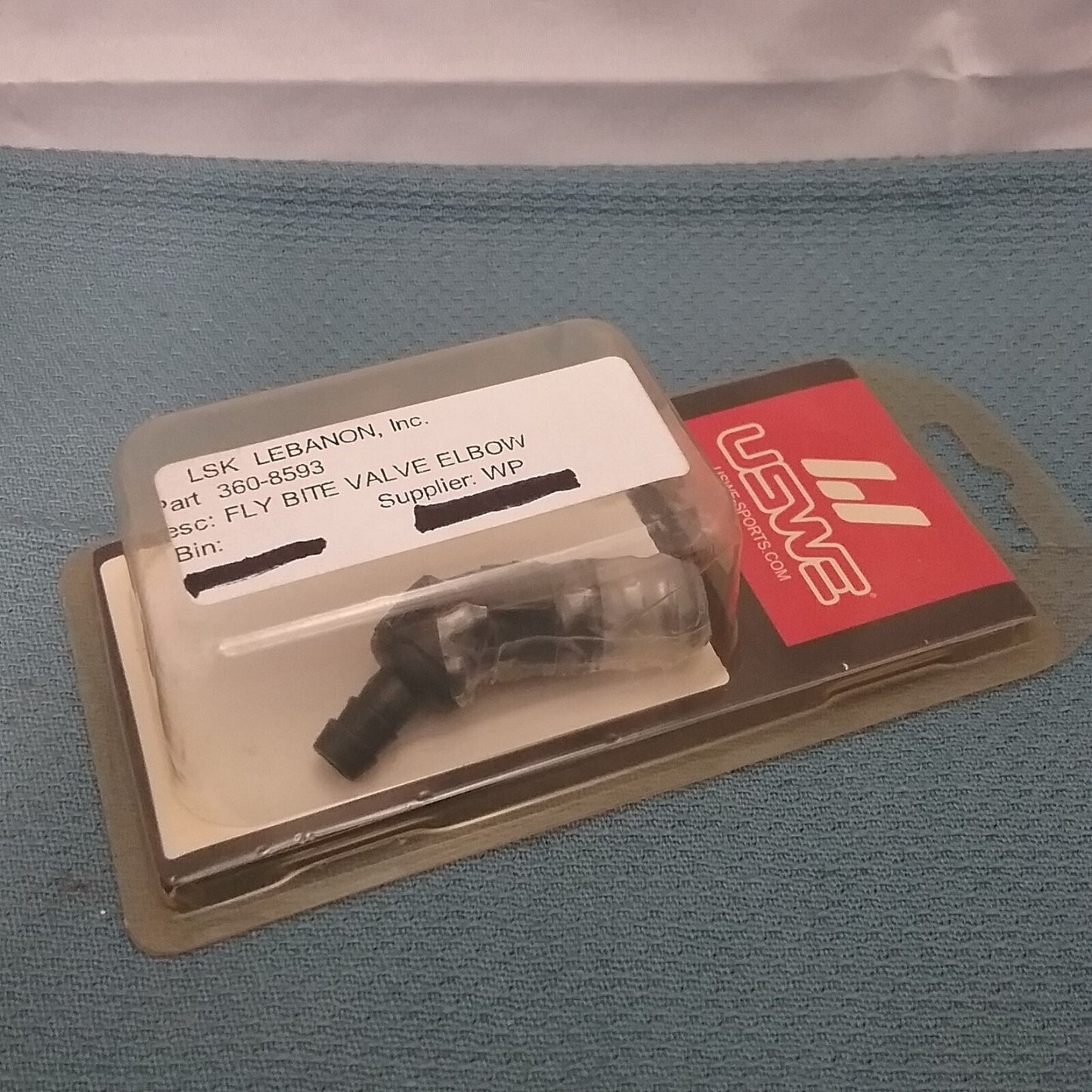 NEW GENUINE USWE 360-8593 FLY BITE VALVE, ELBOW