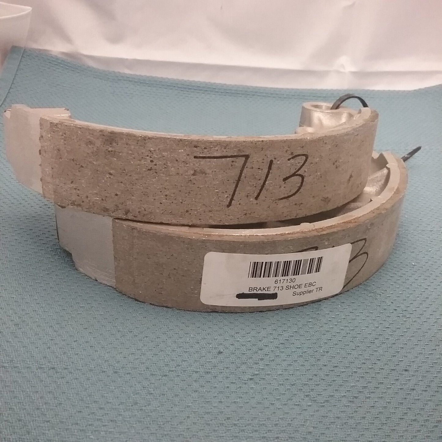 NEW EBC BRAKES 617130 BRAKE SHOE SET 713