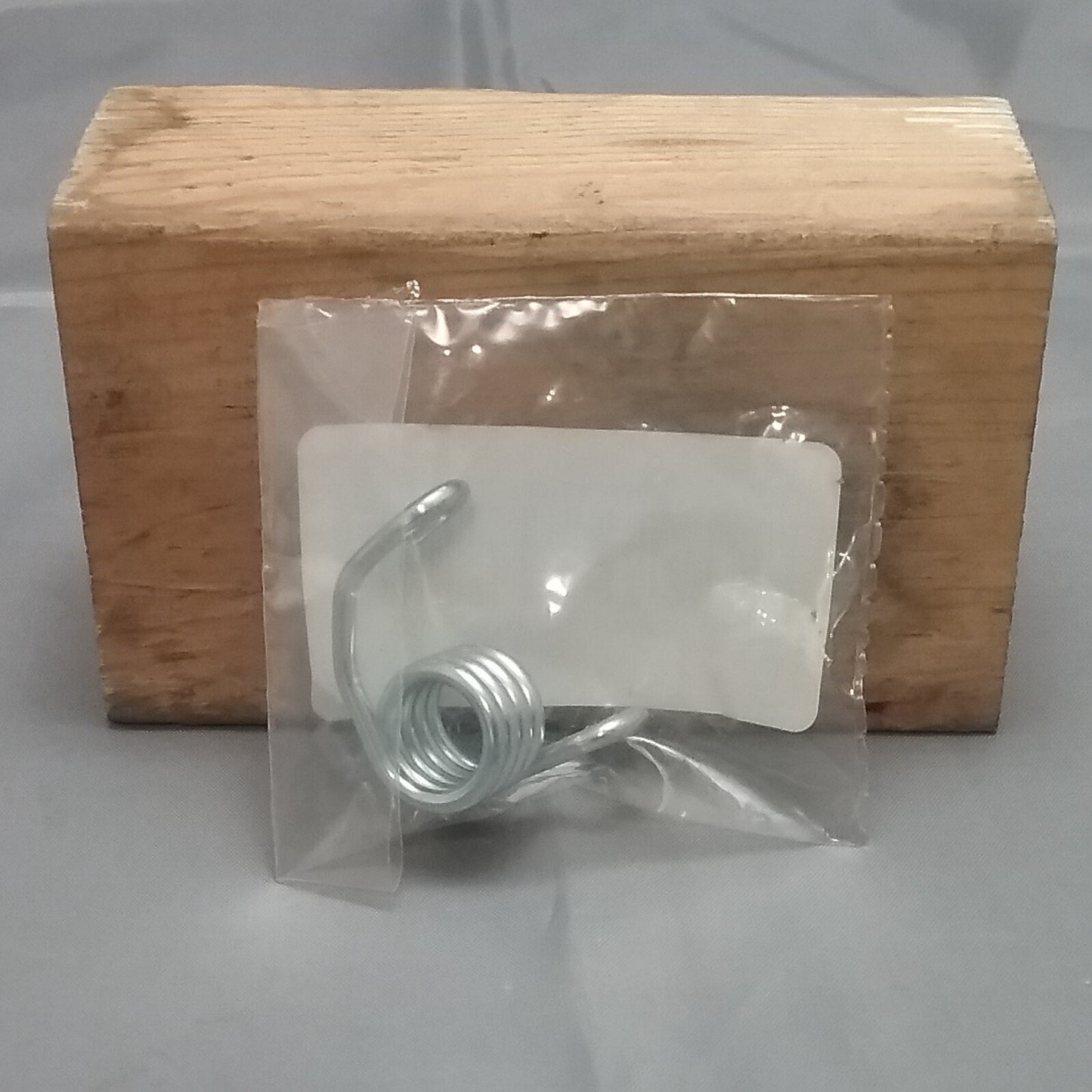 NEW GASGAS BE14030GG-CLJ-1 FOOT PEG SPRING