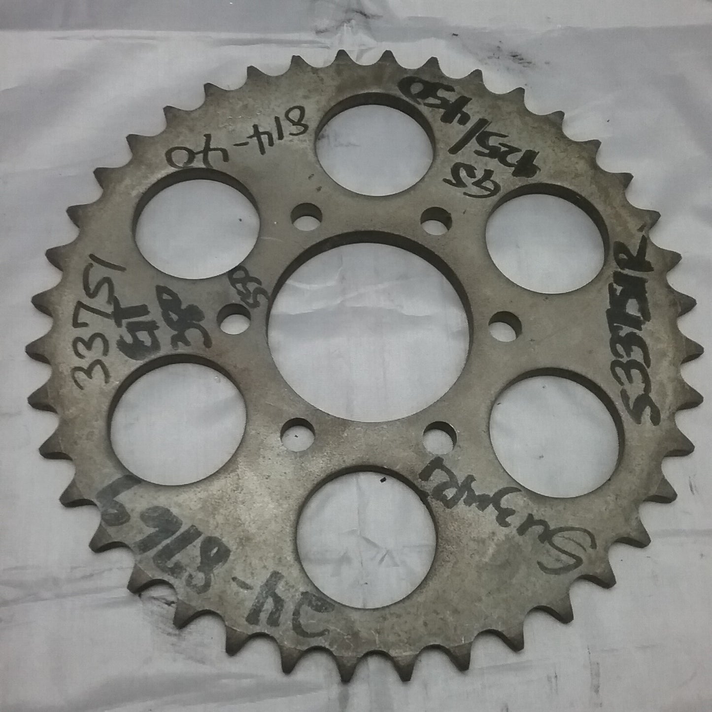 NEW REPLACES SUZUKI 64511-33751 / 814-40 / 24-8769 STEEL REAR SPROCKET, 40T