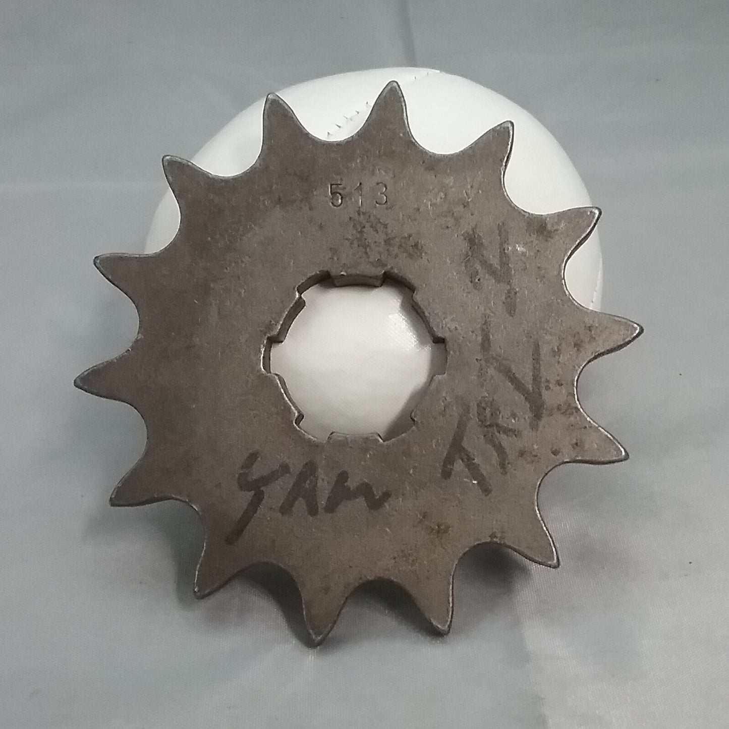 NEW H&S 513 SPROCKET, DRIVE 15T YAMAHA TRI-Z 93812-15063-00