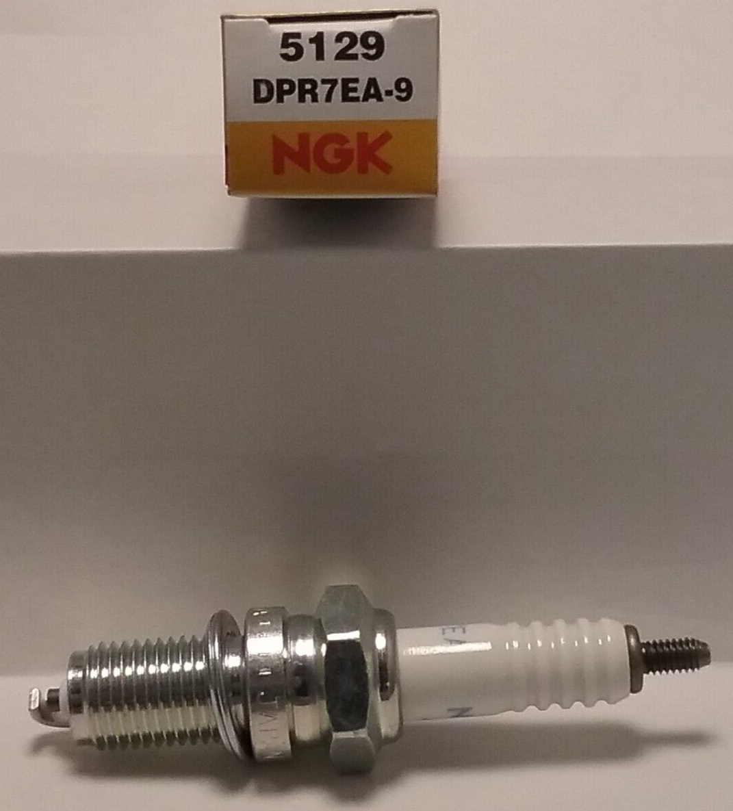 QTY 2 NGK DPR7EA-9 Nickel Spark Plug 5129 KAWASAKI 92070-Y003 17-20