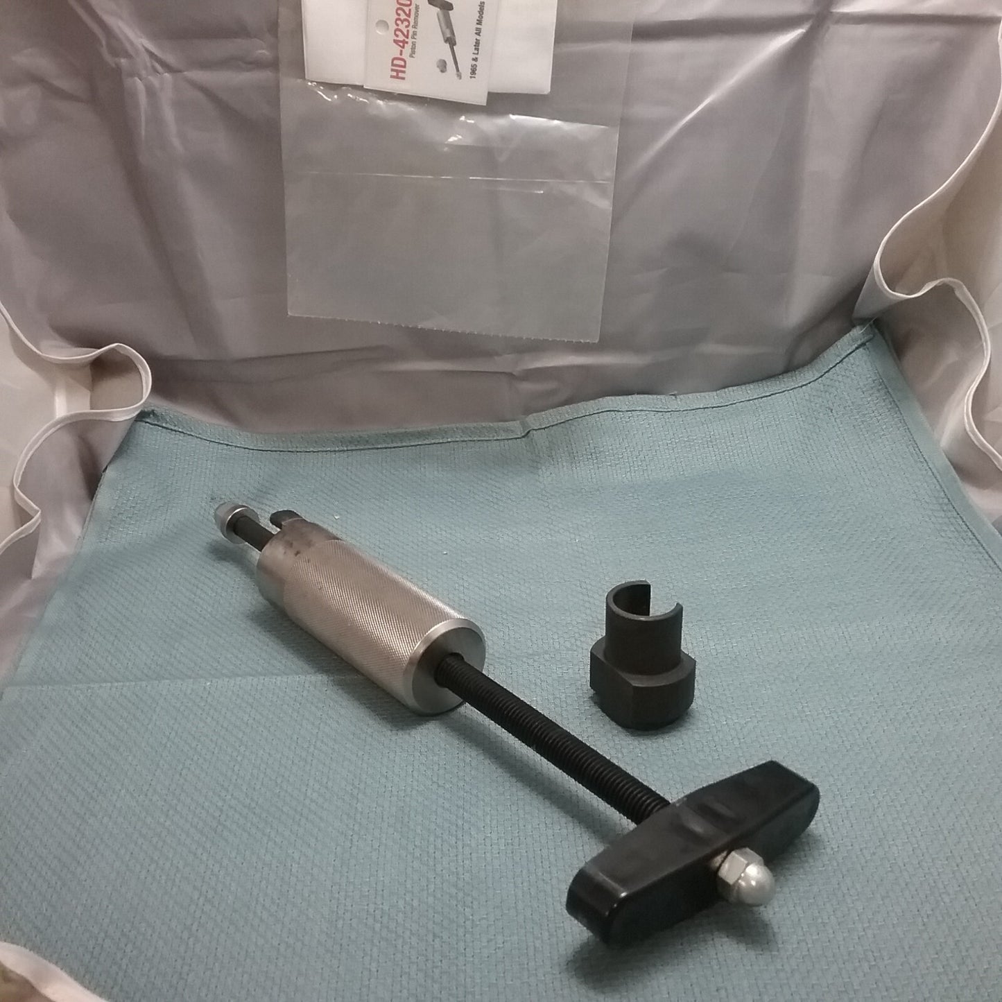 NEW GENUINE HARLEY-DAVIDSON HD-42320-C EXTRACTOR, PISTON PIN