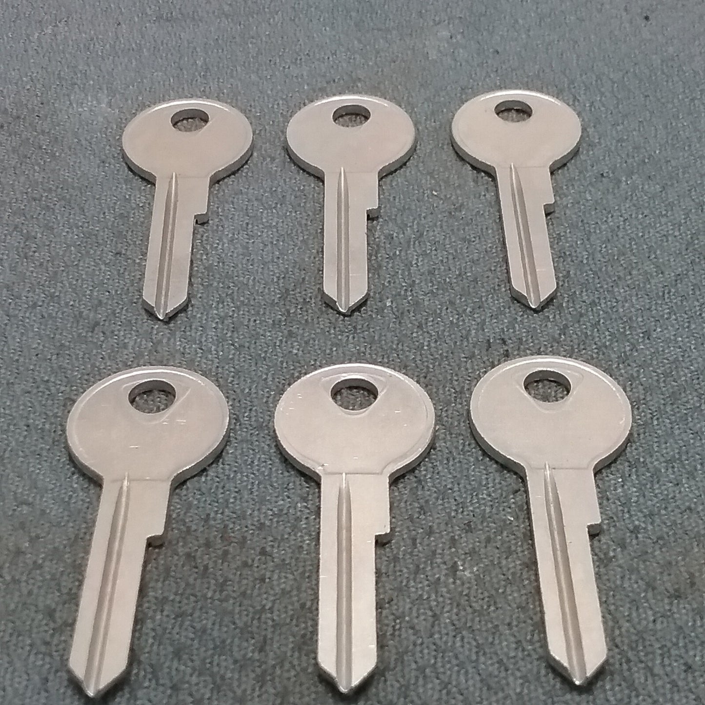 QTY 6 NEW CURTIS H26 KEY BLANK