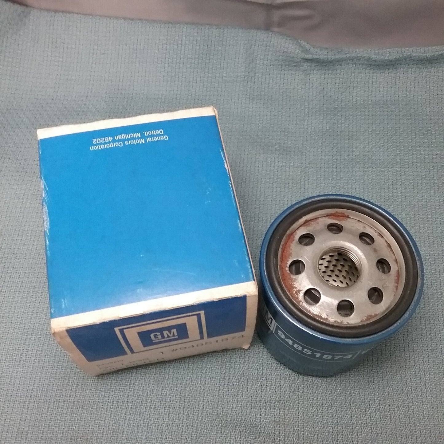 NEW GENUINE GM 94851874 OIL FILTER