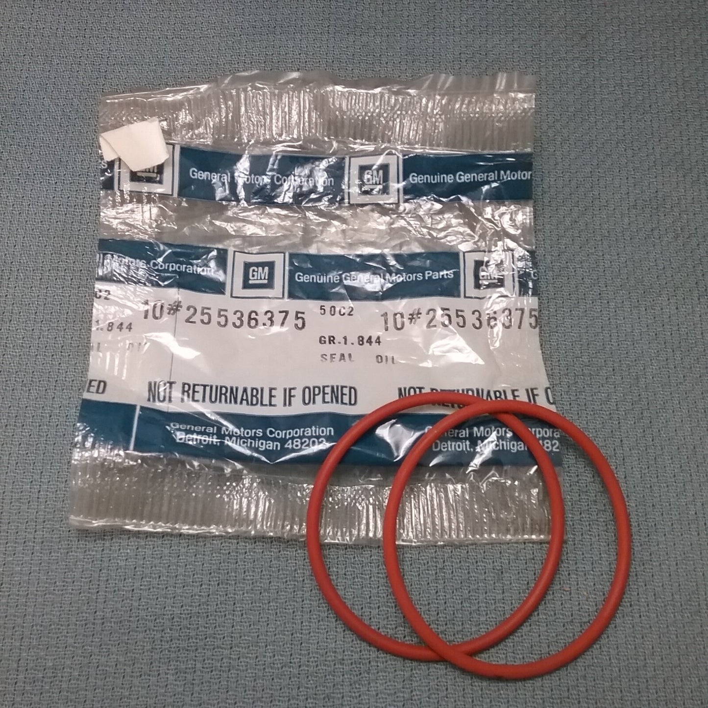 QTY 2 NEW GENUINE GM 25536375 Seal, O, Ring By Pass