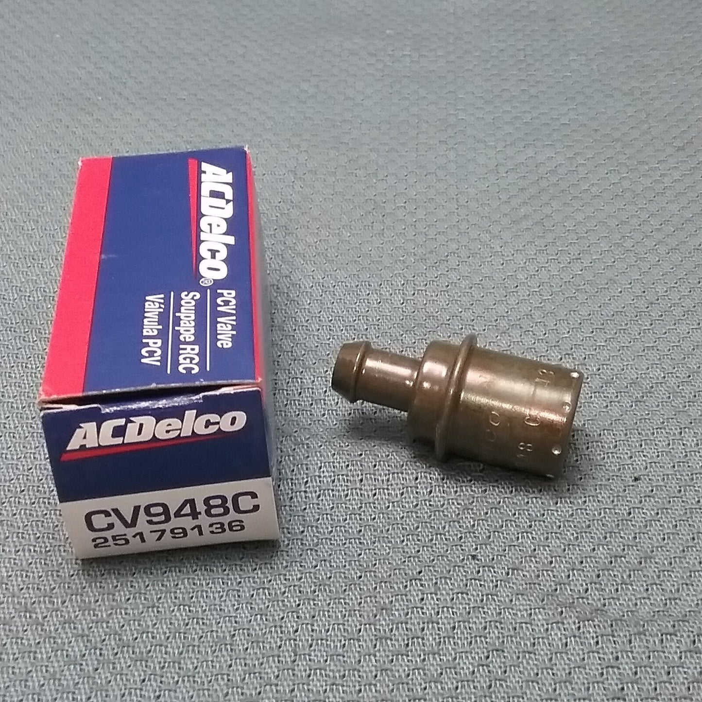 NEW ACDELCO CV948C PCV VALVE GM 25179136