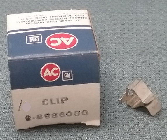 NEW GENUINE GM 8986000 CLIP, INSTRUMENT CLUSTER, CHASSIS WIRING