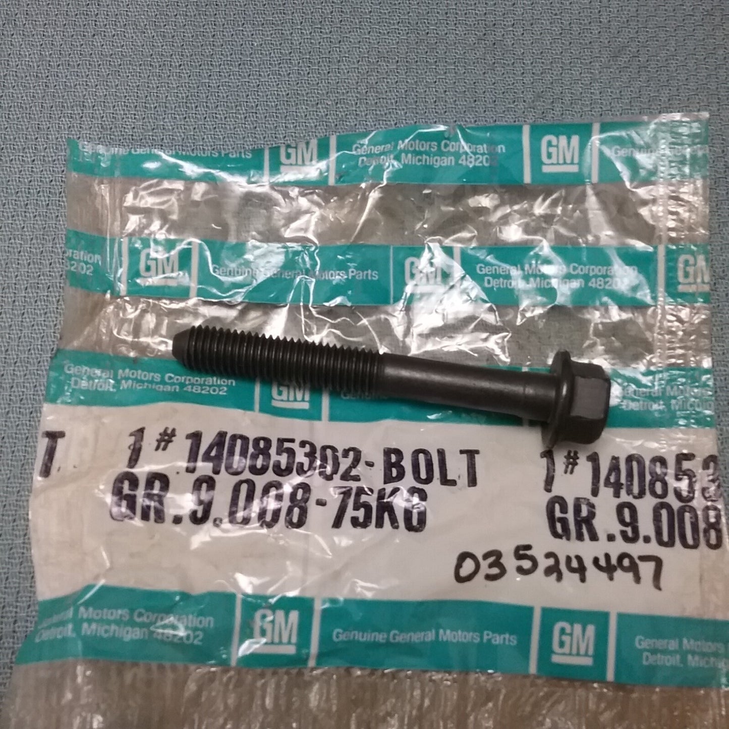 NEW GENUINE GM 14085302 BOLT, BODY TO FRAME