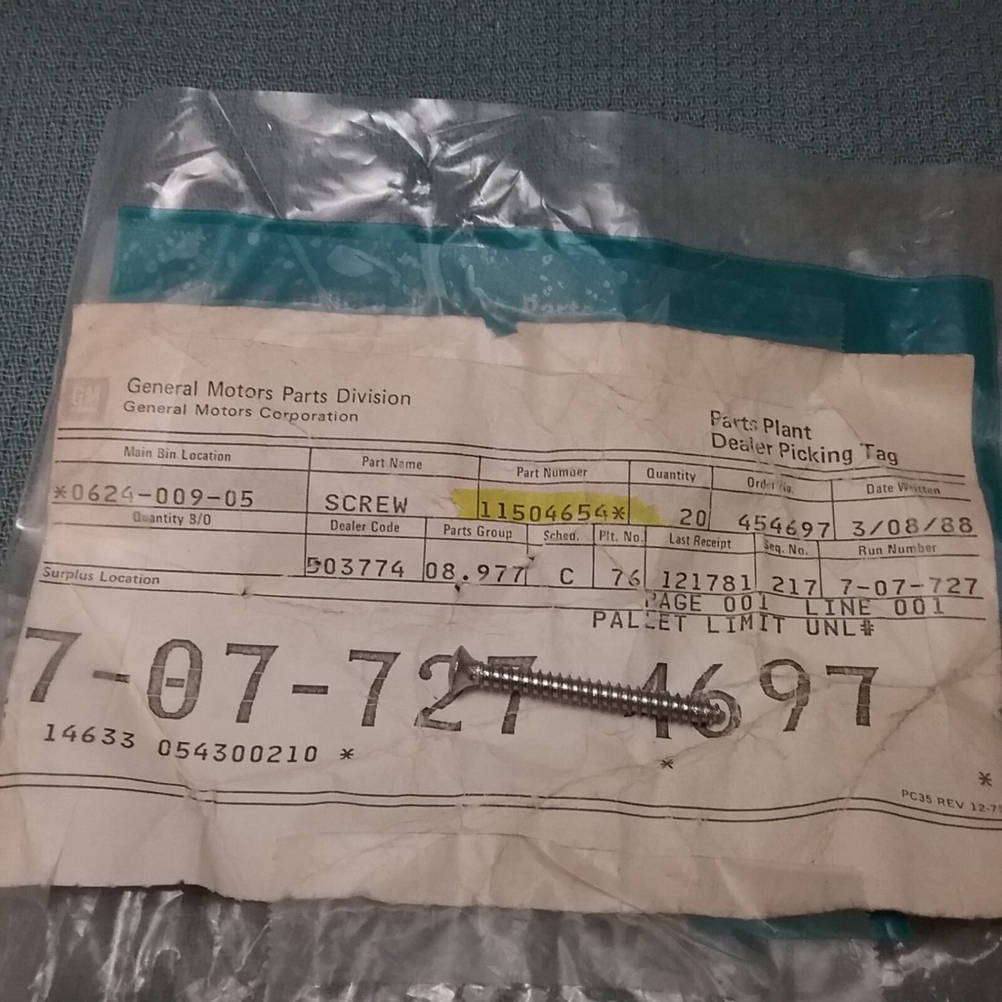 NEW GENUINE GM 11504654 Screw Metric Oval Countersunk Trim