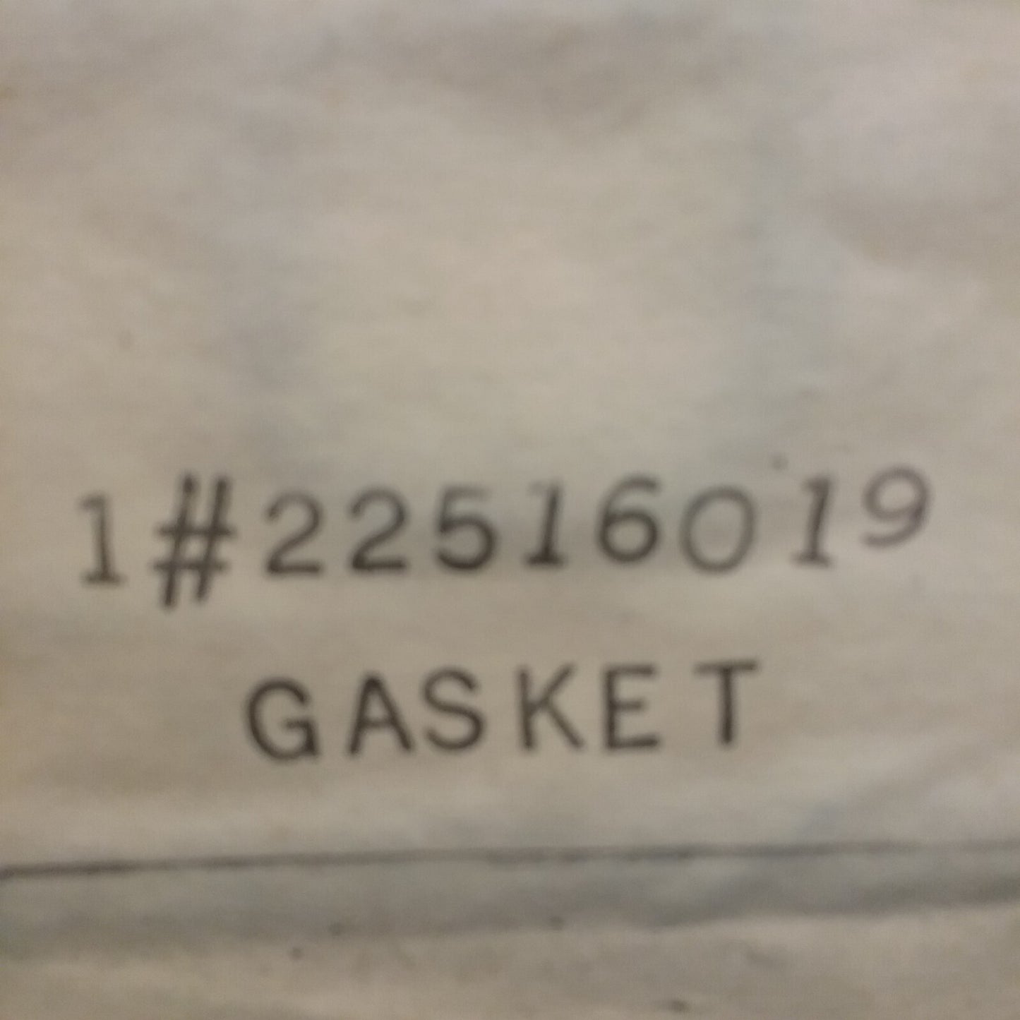 NEW GENUINE GM 22516019 Gasket, Air Crossover(Free Of Asbestos)