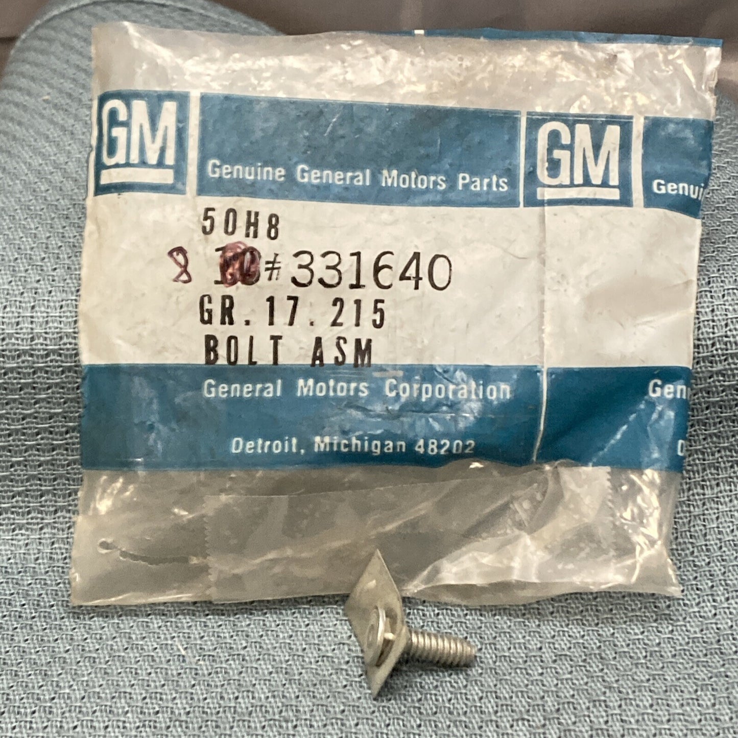 NEW GENUINE GM 331640 STUD ASSY W/CLIP, SPECIAL 10.000X24.00X0.620 ZINC COATED