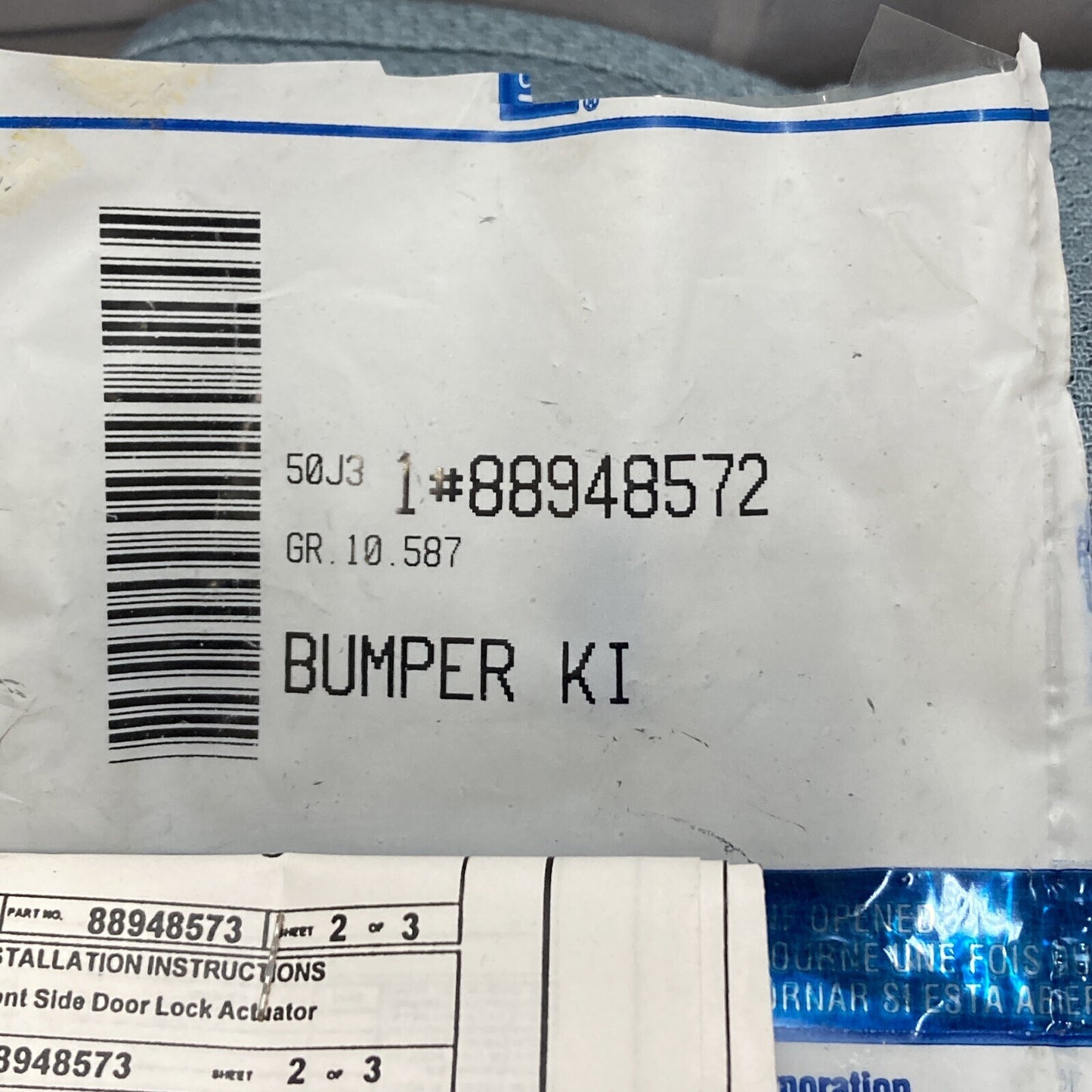 NEW GENUINE GM 88948572 BUMPER KIT, FRONT SIDE DOOR 1997-1998 GR 10.587