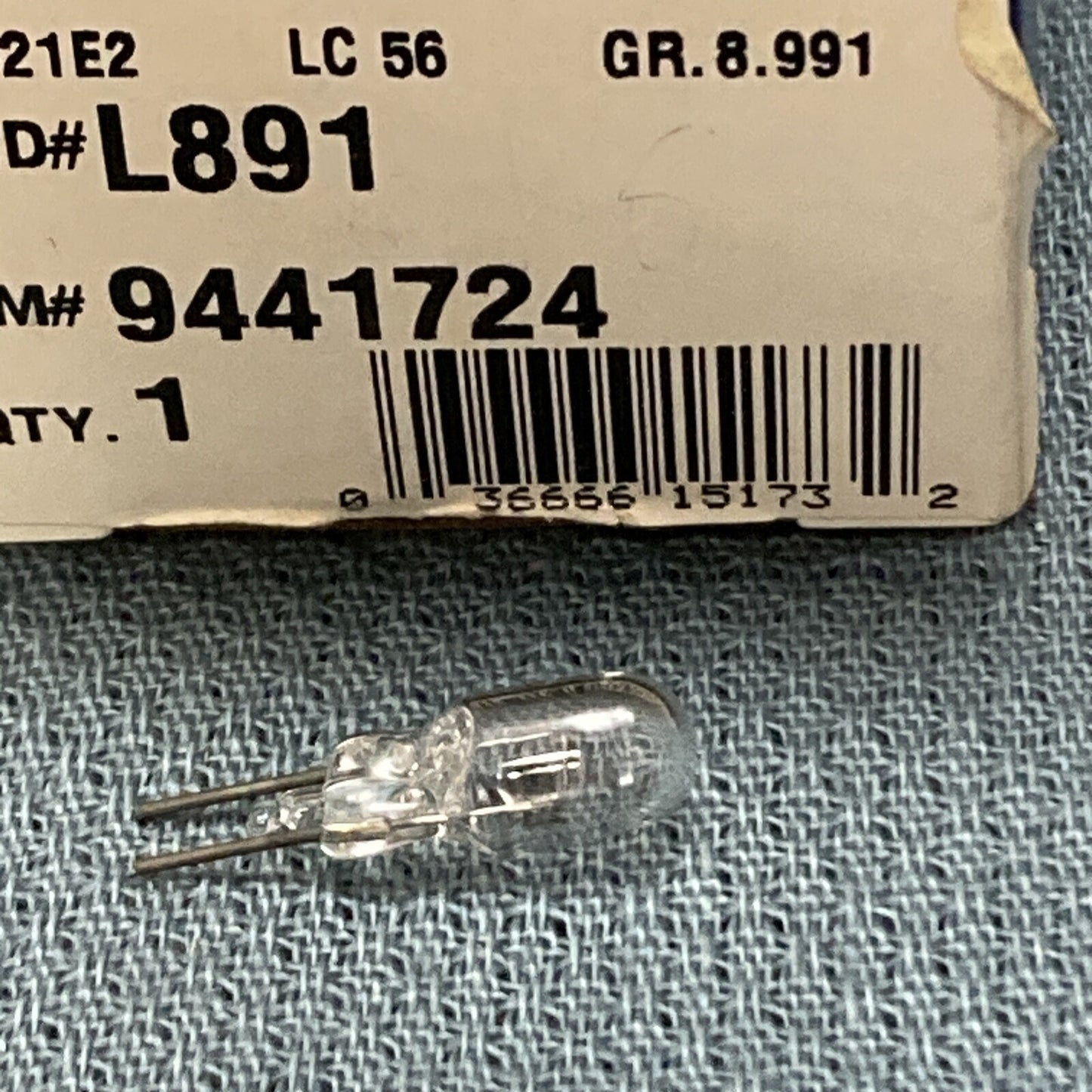 NEW ACDELCO L891 BULB, CENTER HIGH MOUNT STOP LIGHT GM 9441724 GR 8.991