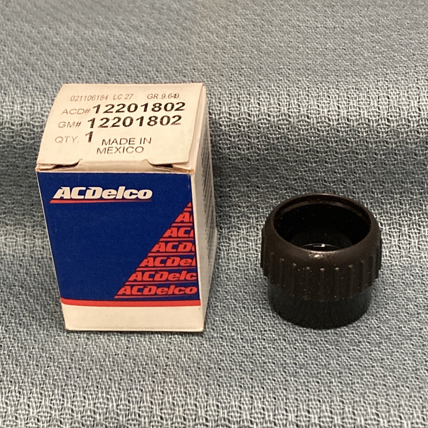 NEW ACDELCO 12201802 KNOB ASSY, RADIO TUNING CONTROL (RING) GM 12201802 GR 9.649