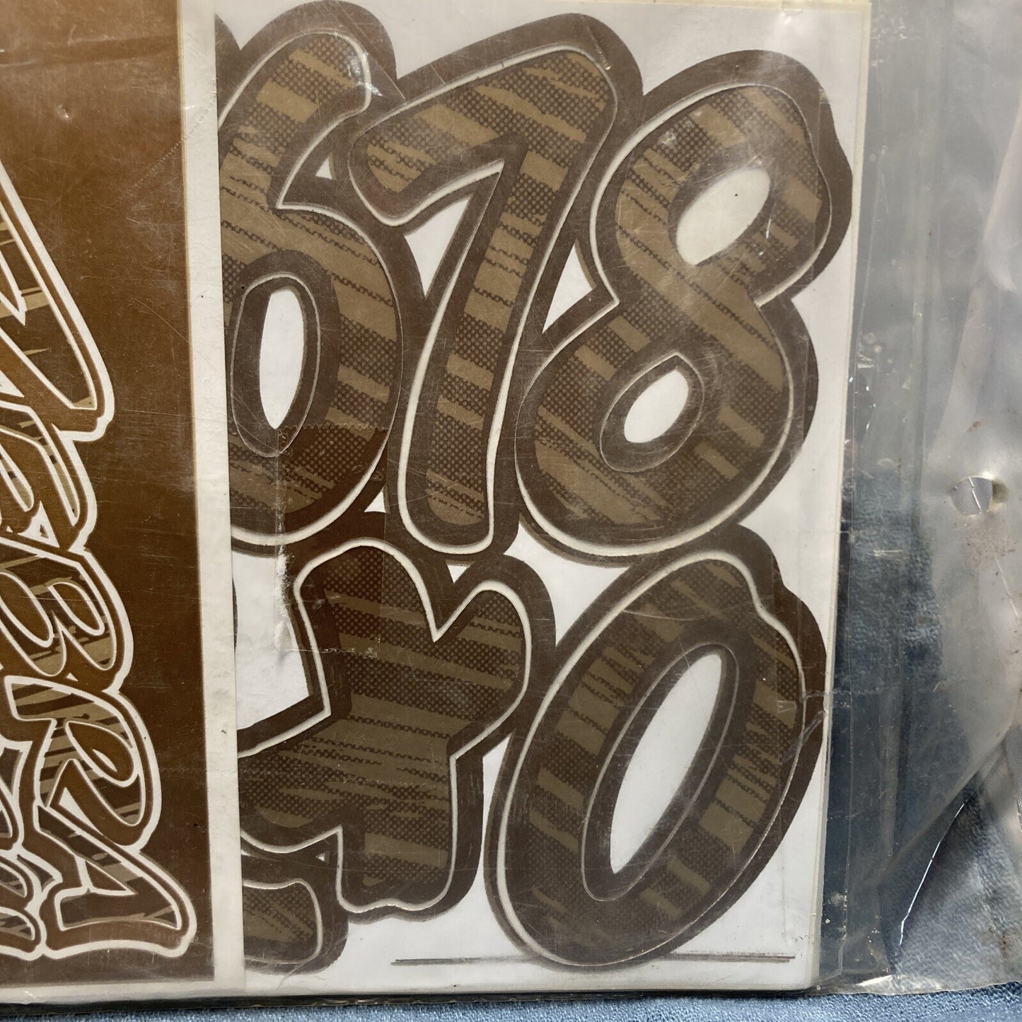 NEW TMC ZBF-01 ZEBRA FLASH VINYL LETTERS GOLD 3" BRUSH STROKE, 148 PIECES